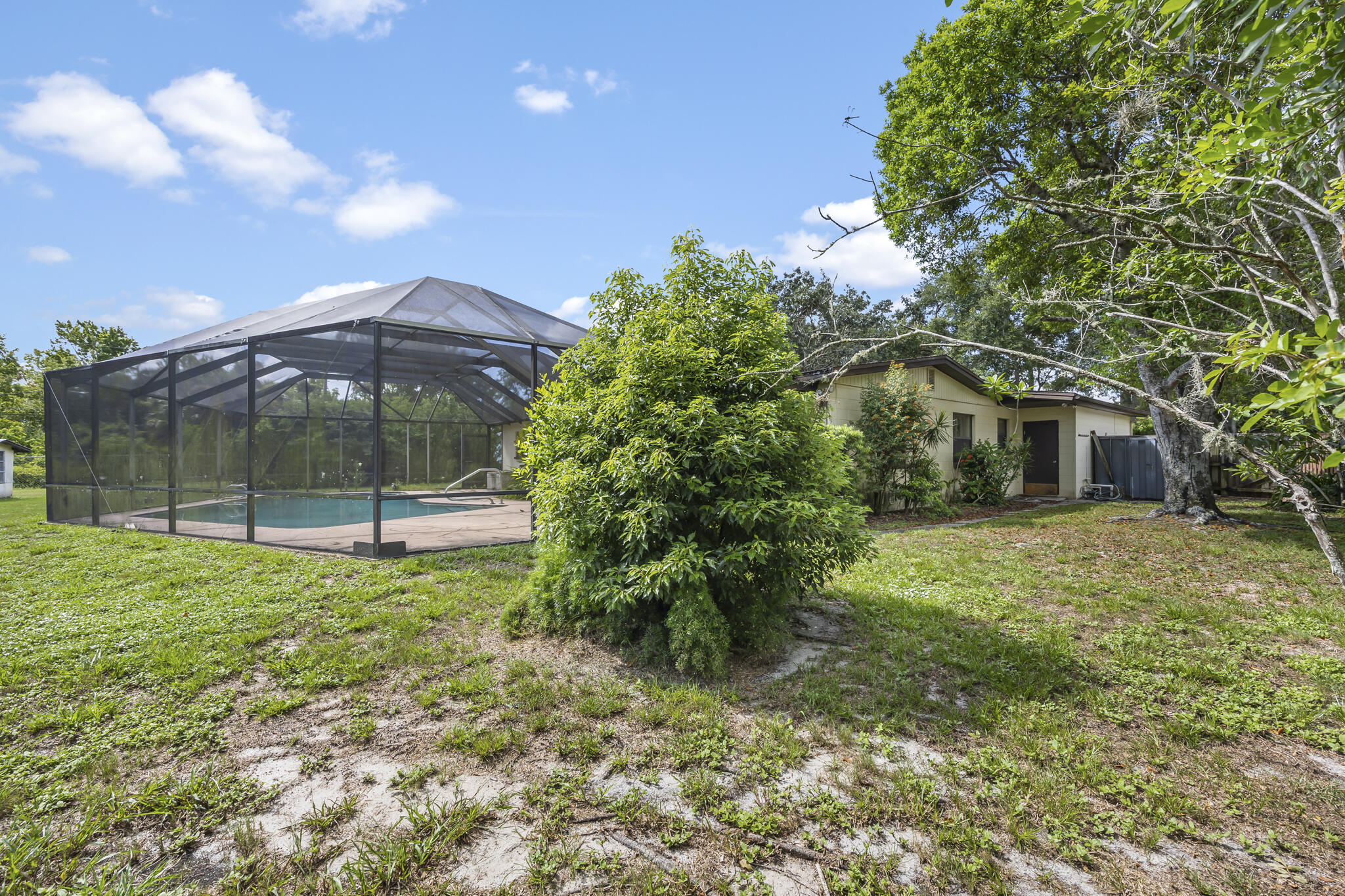 2422 Clemson Drive