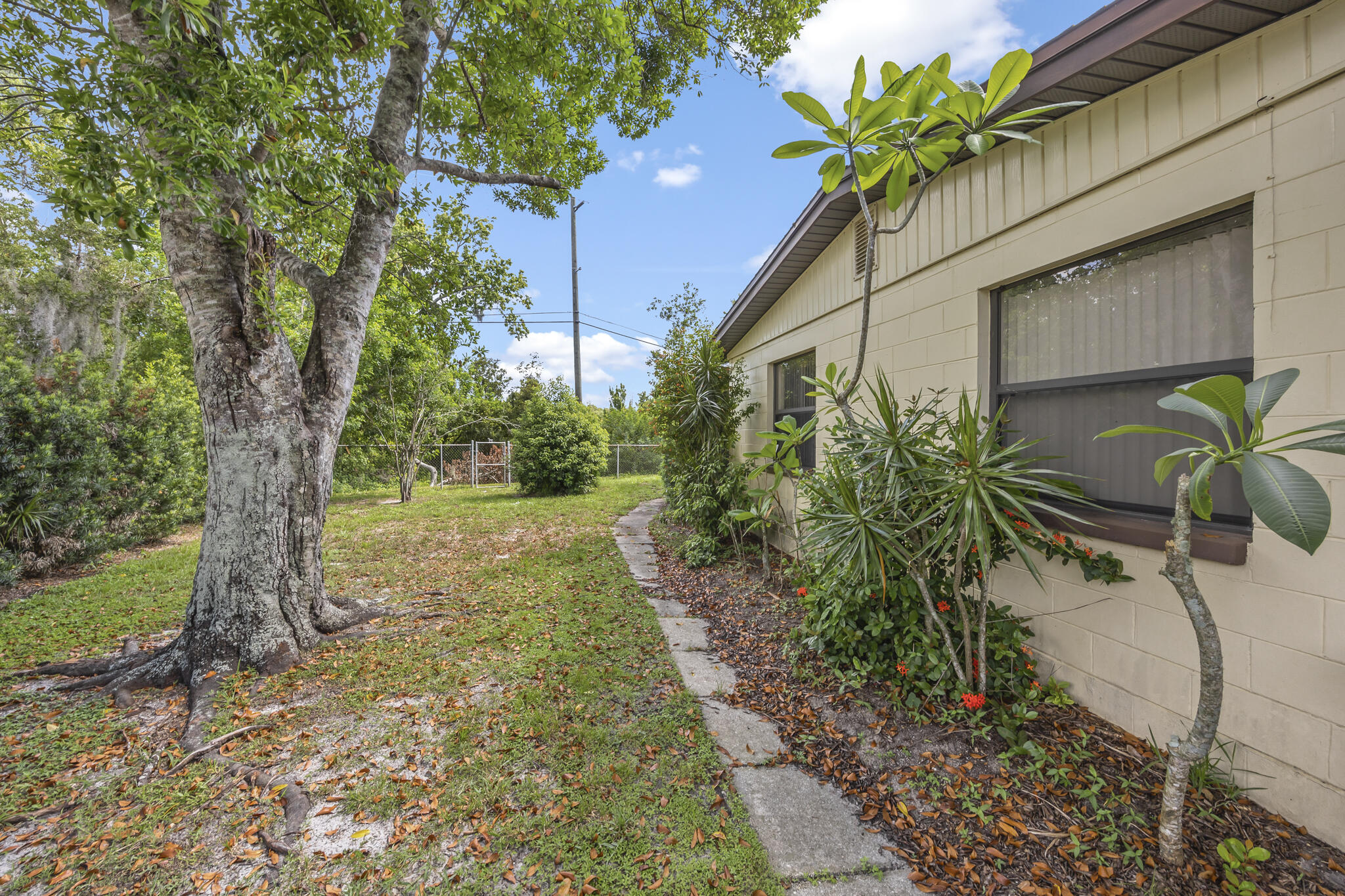 2422 Clemson Drive