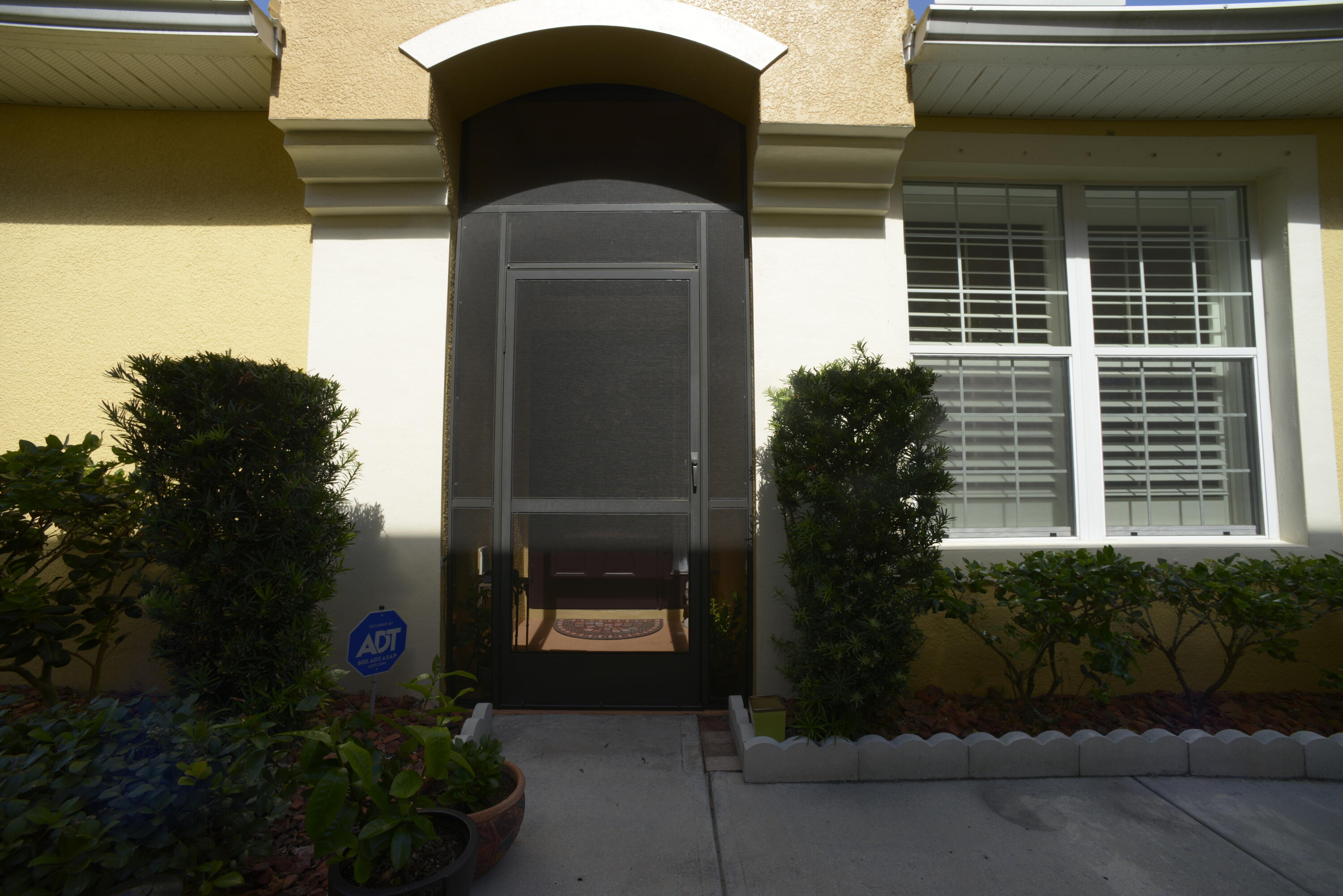 3281 Arden Circle