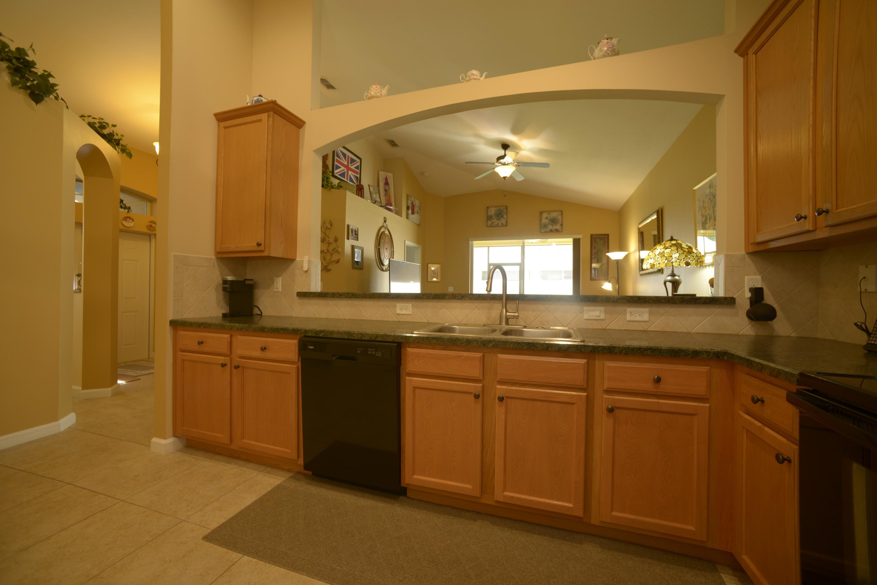 3281 Arden Circle