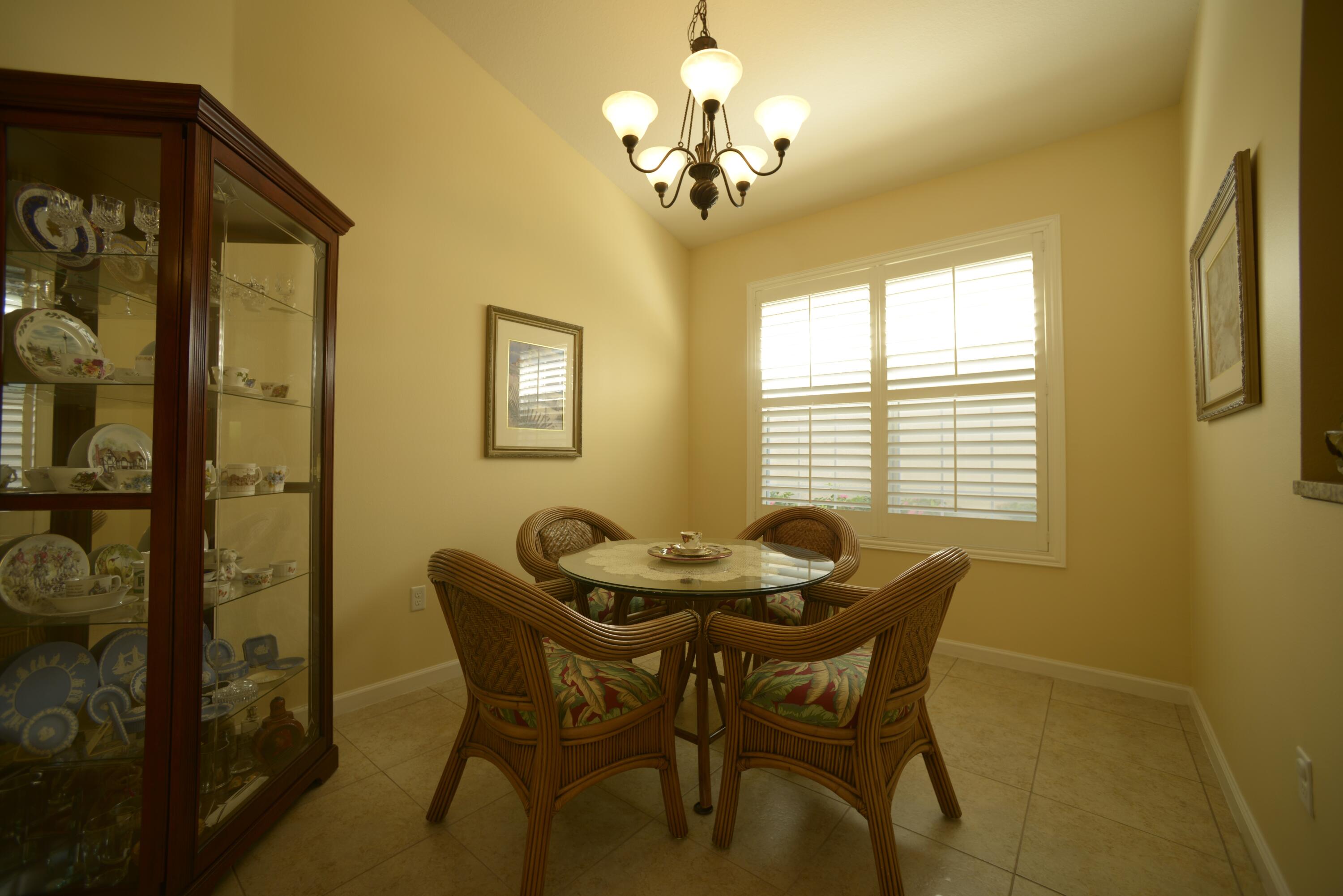 3281 Arden Circle