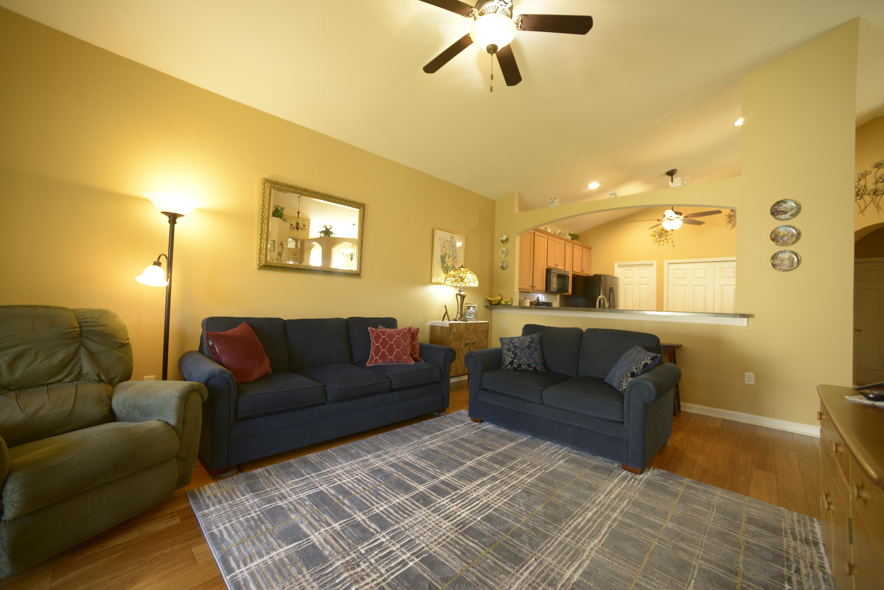 3281 Arden Circle