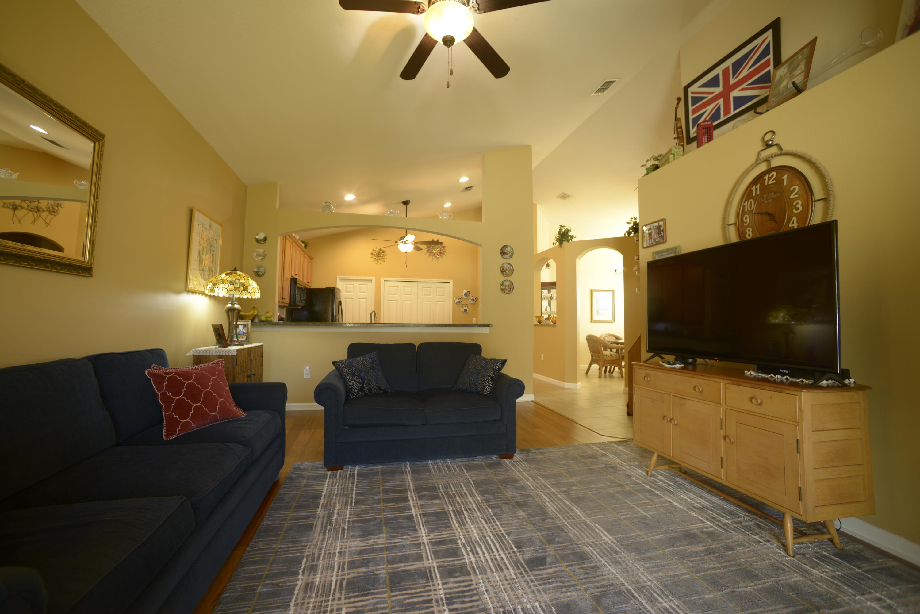 3281 Arden Circle
