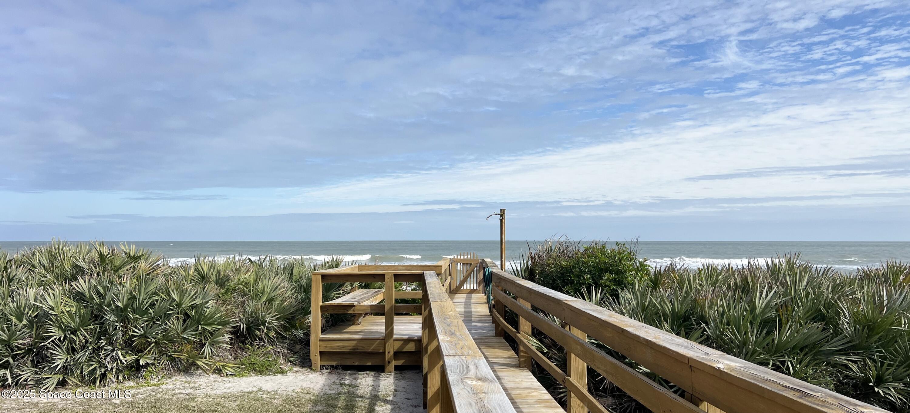 1941 Highway A1a, 405