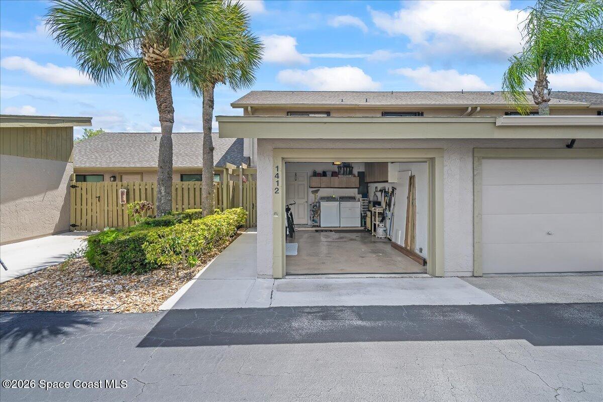 1412 Club Gardens Drive NE