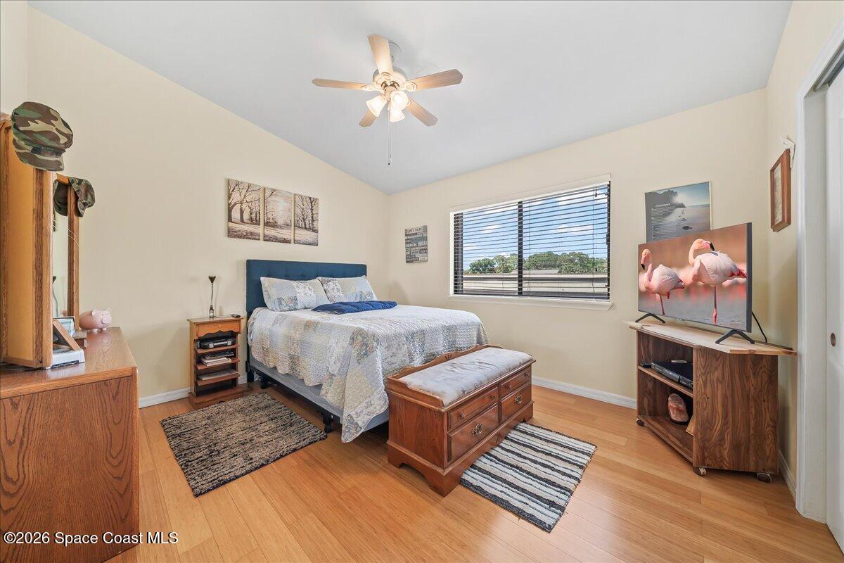 1412 Club Gardens Drive NE