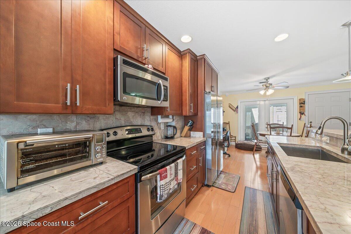 1412 Club Gardens Drive NE