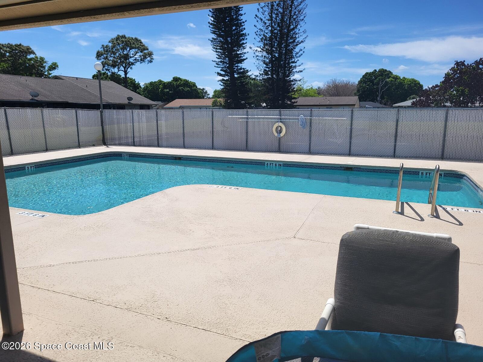 1412 Club Gardens Drive NE