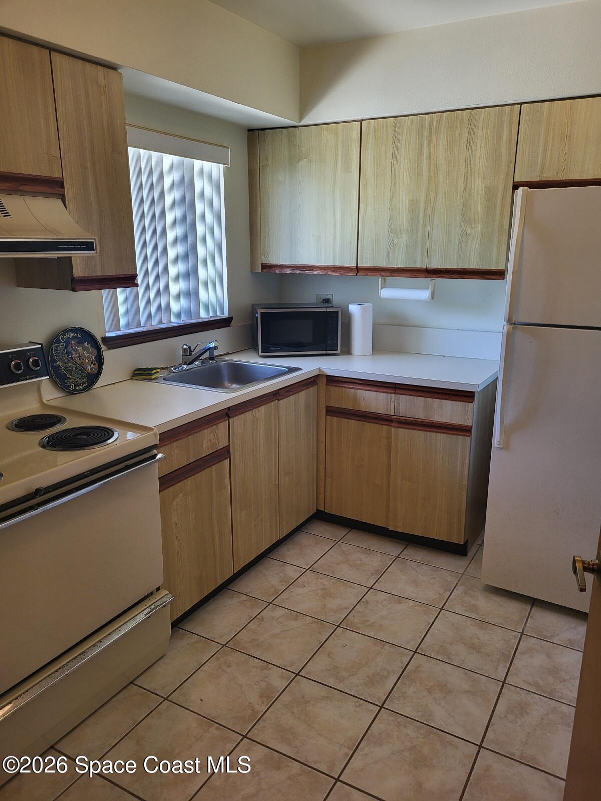 1412 Club Gardens Drive NE