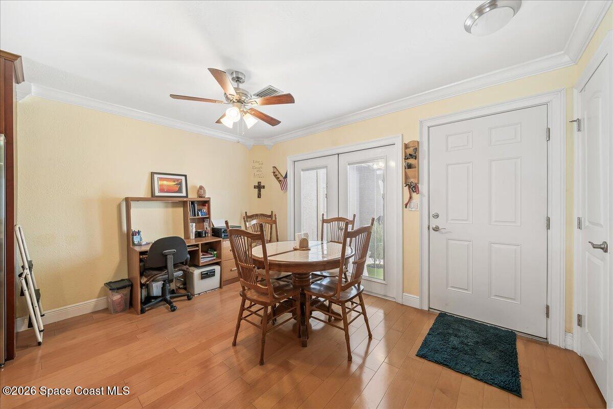 1412 Club Gardens Drive NE