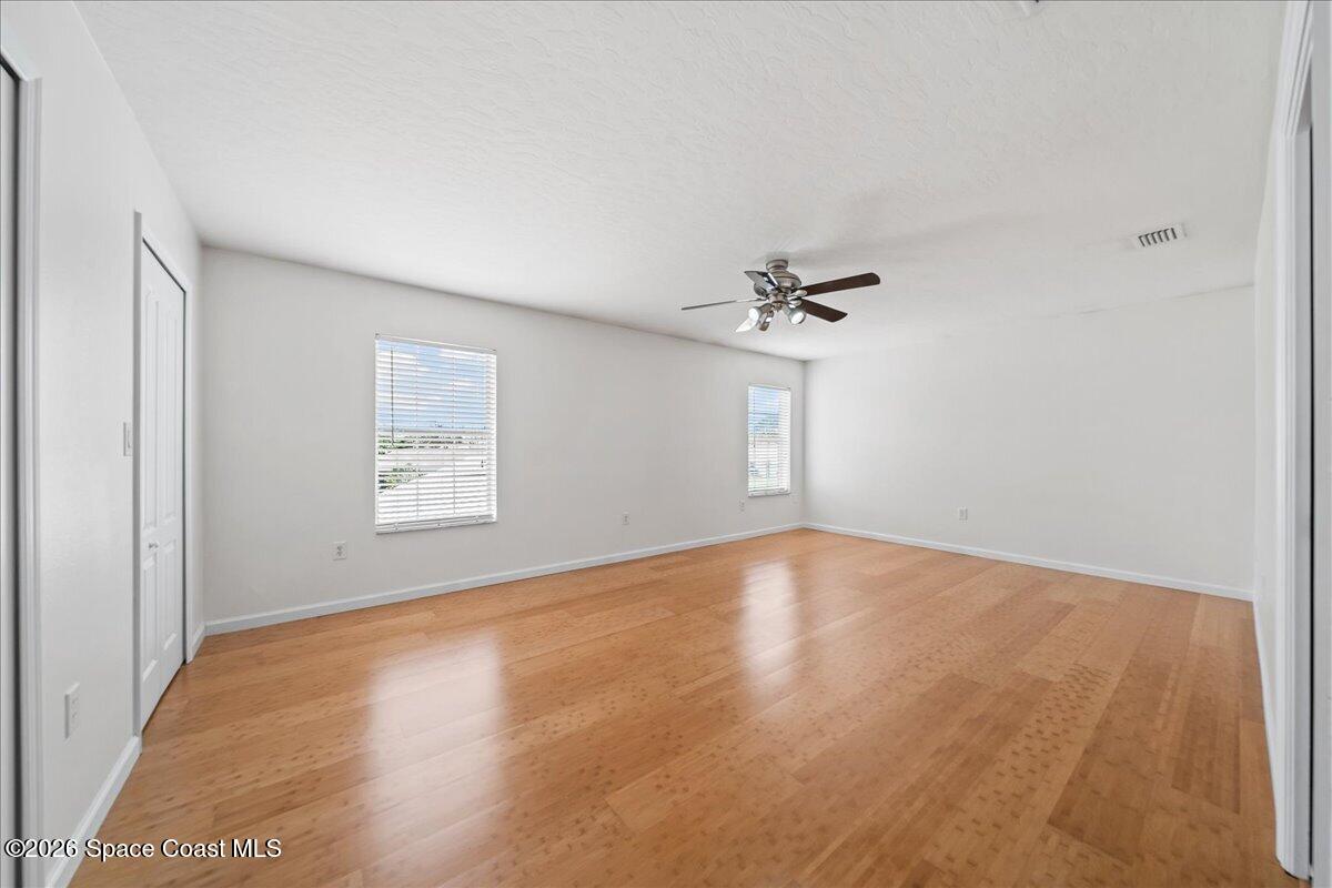 401 Filbert Avenue NE