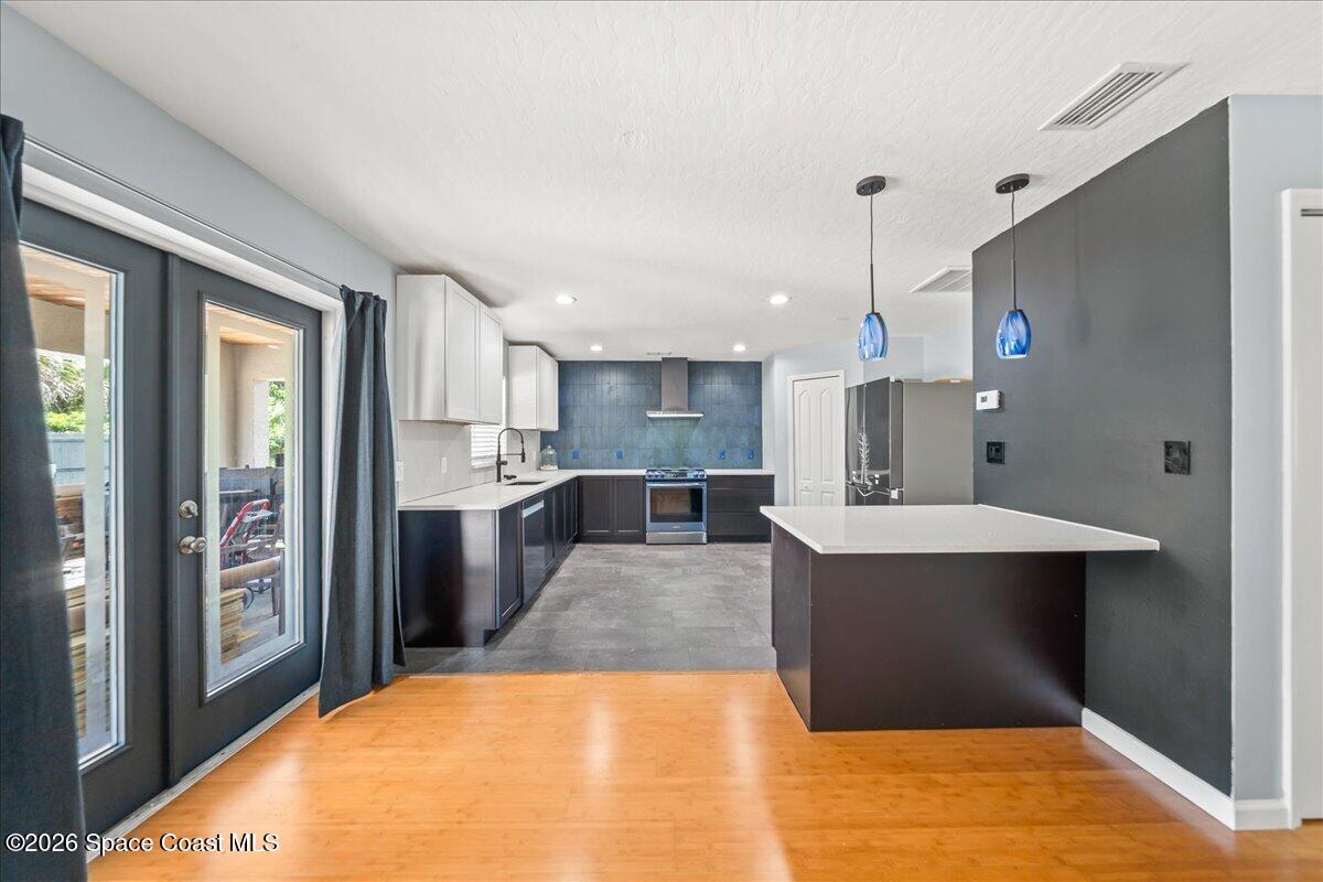 401 Filbert Avenue NE