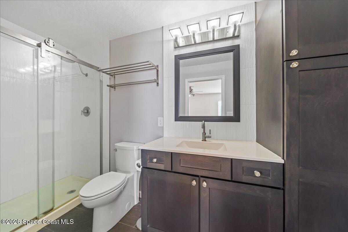401 Filbert Avenue NE