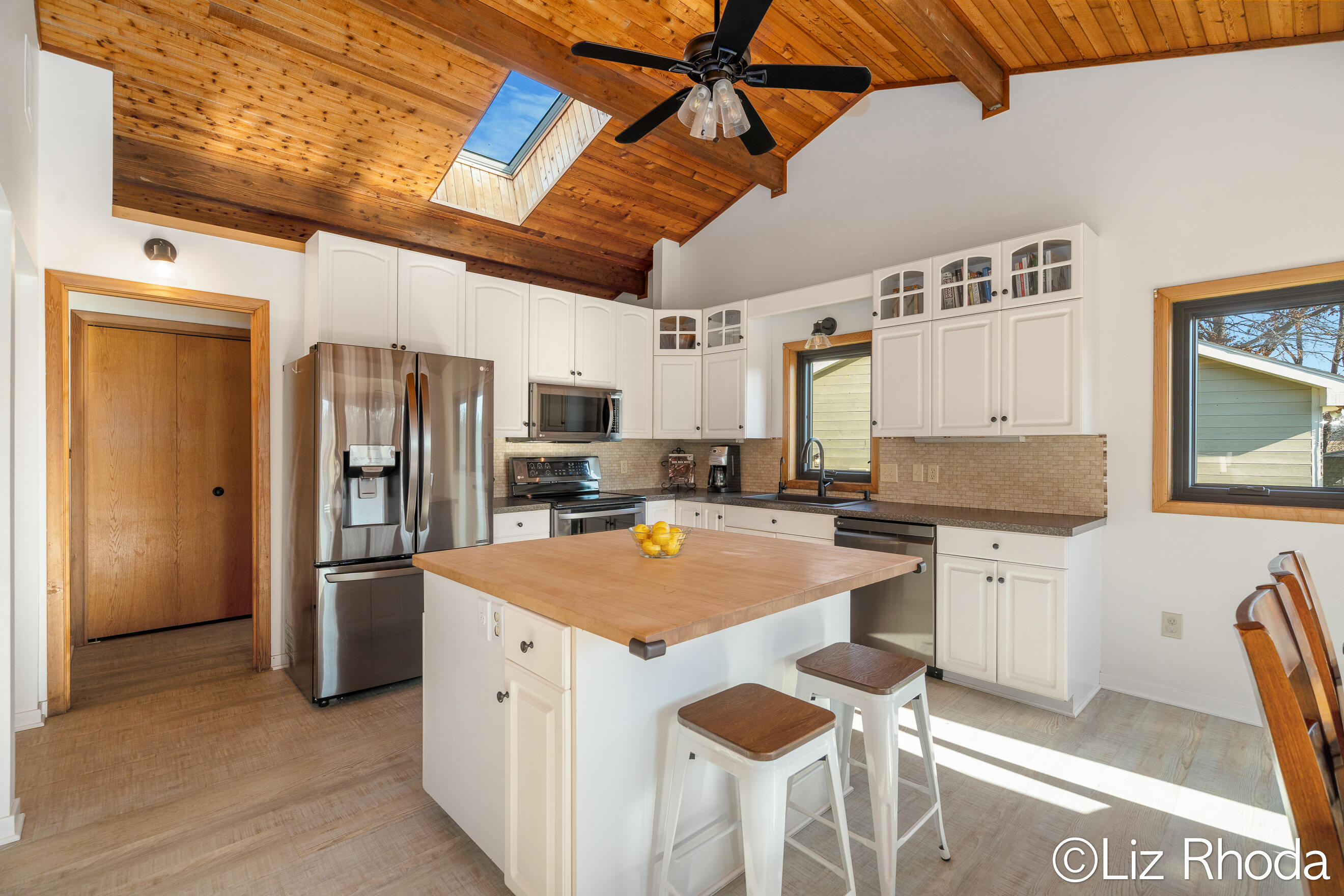 9710 11 Mile Road NE