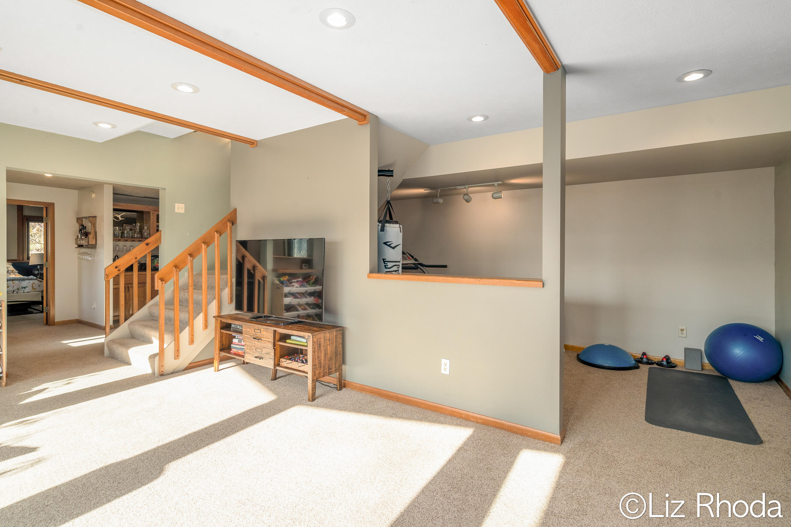 9710 11 Mile Road NE