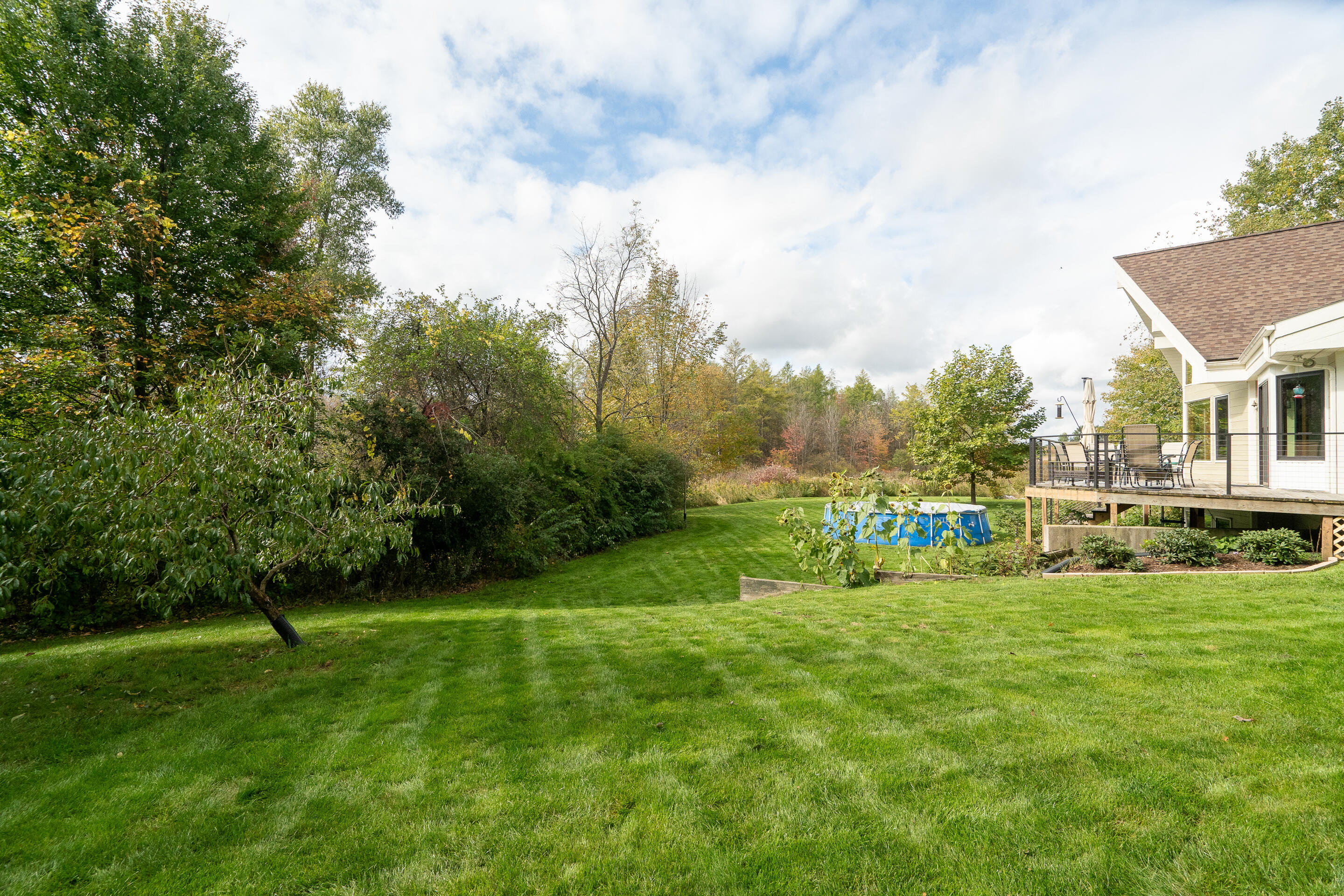 9710 11 Mile Road NE