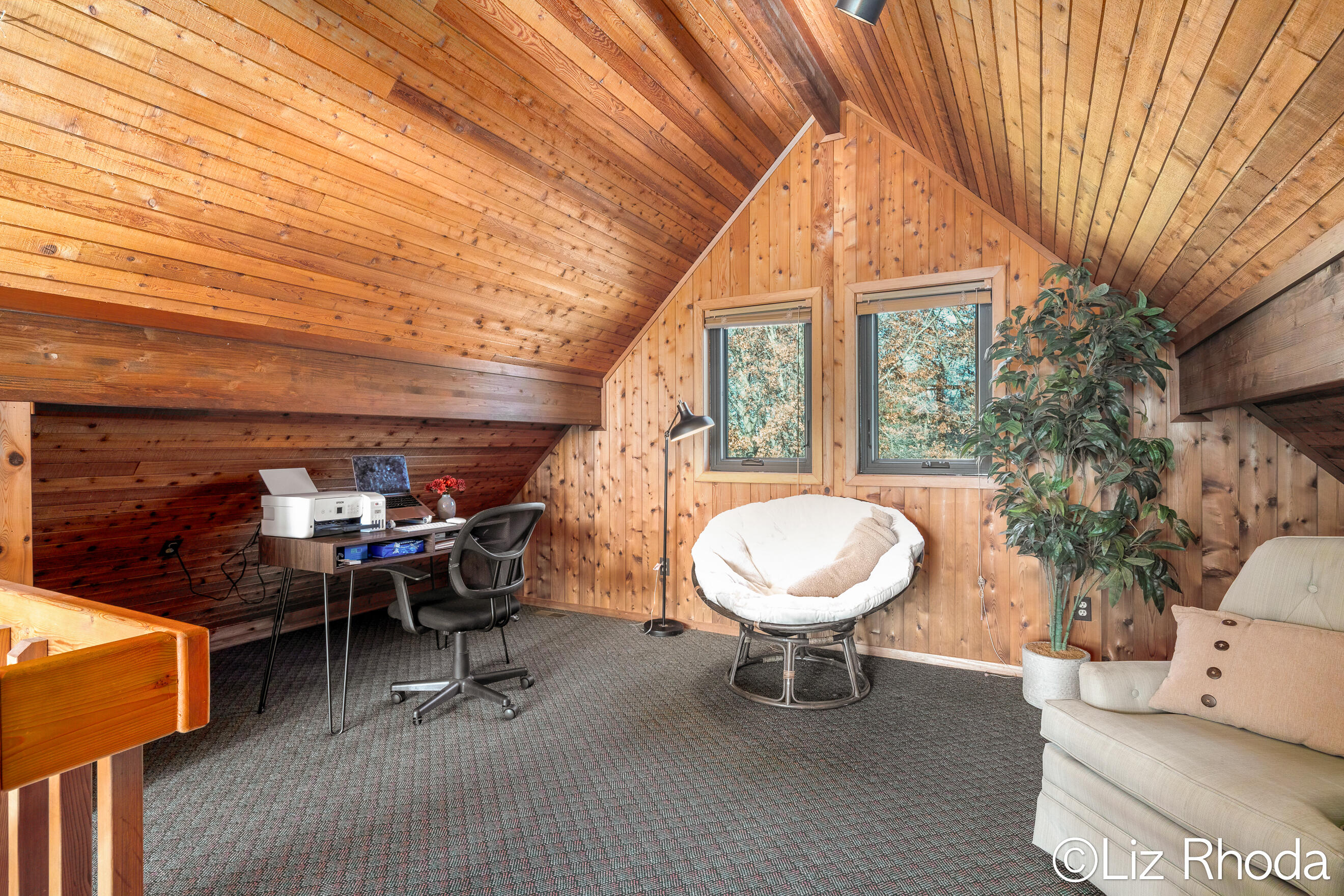 9710 11 Mile Road NE