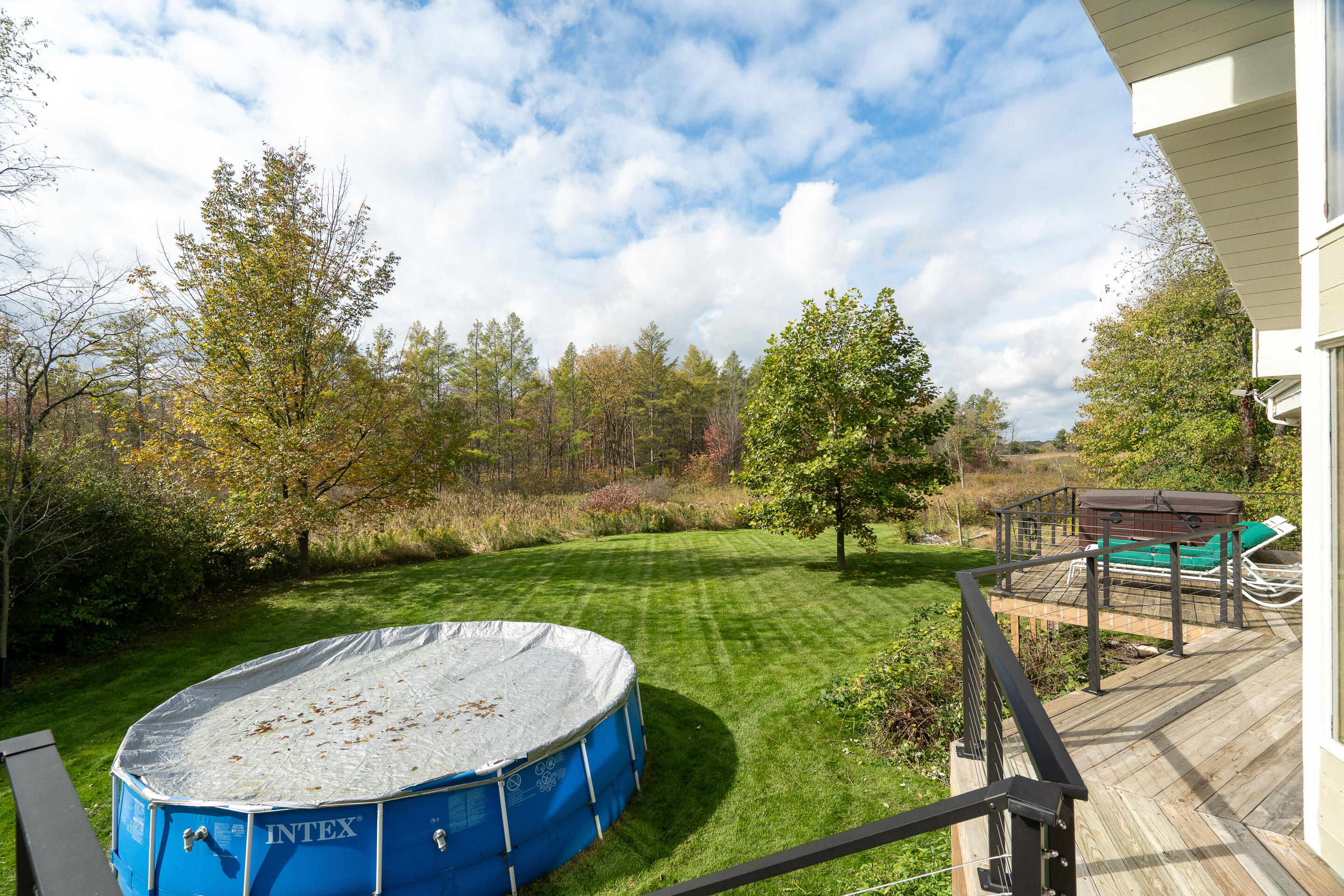 9710 11 Mile Road NE