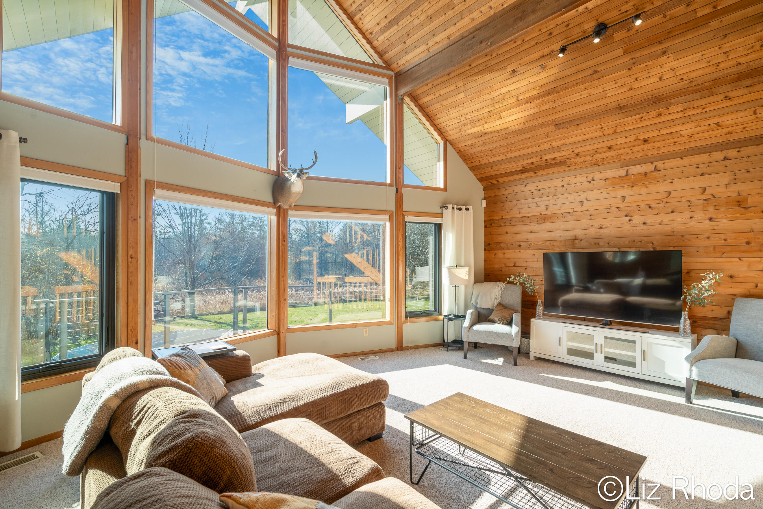 9710 11 Mile Road NE