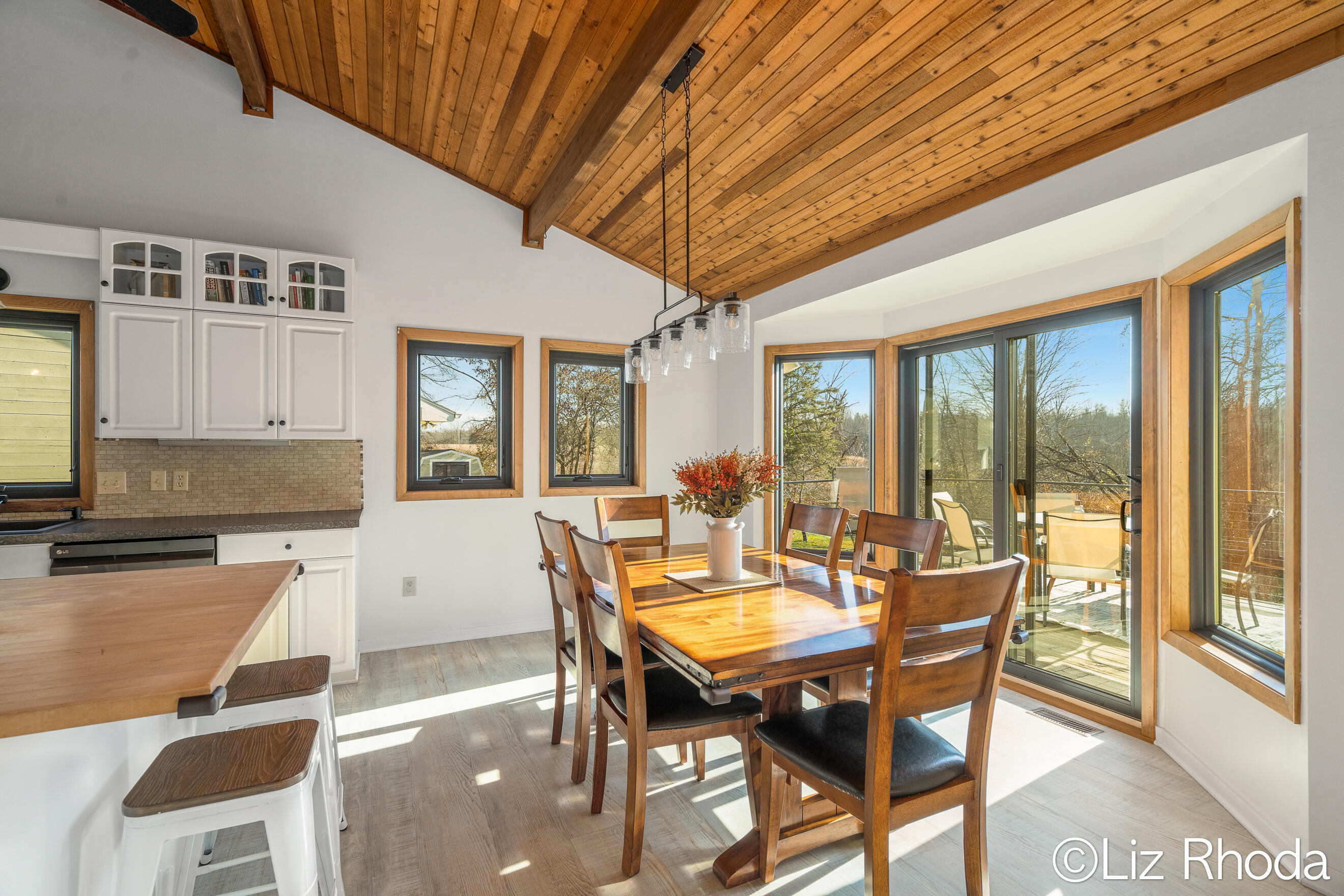 9710 11 Mile Road NE