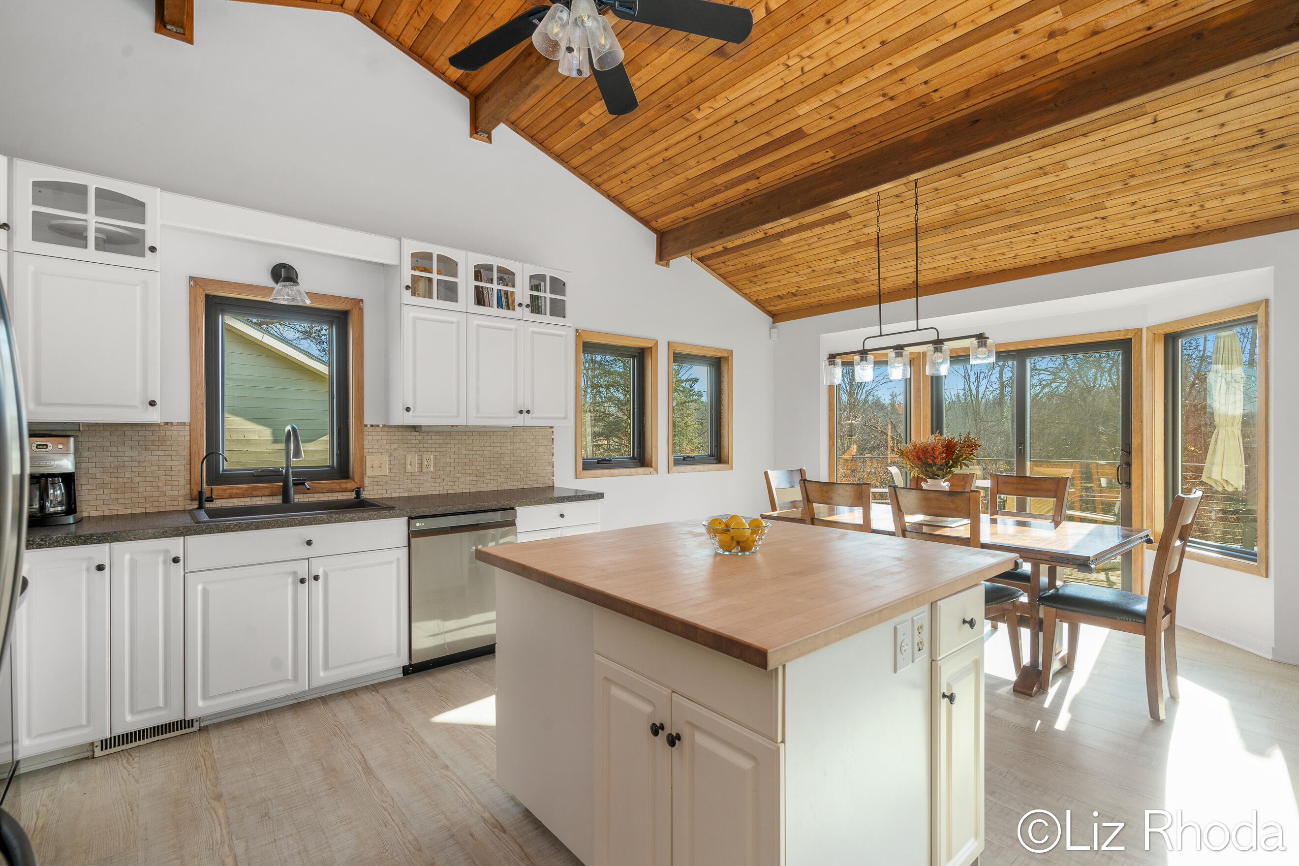 9710 11 Mile Road NE