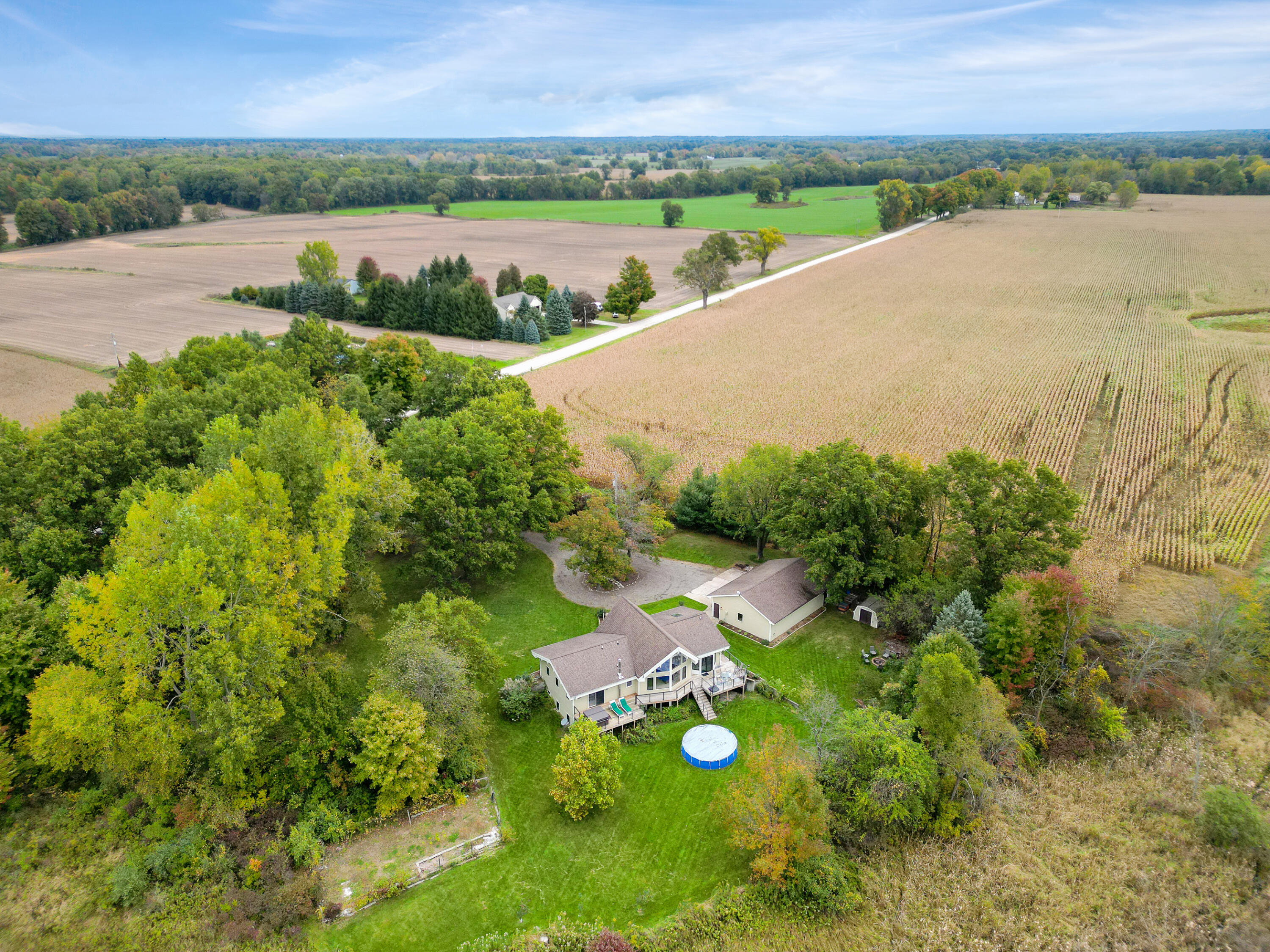 9710 11 Mile Road NE