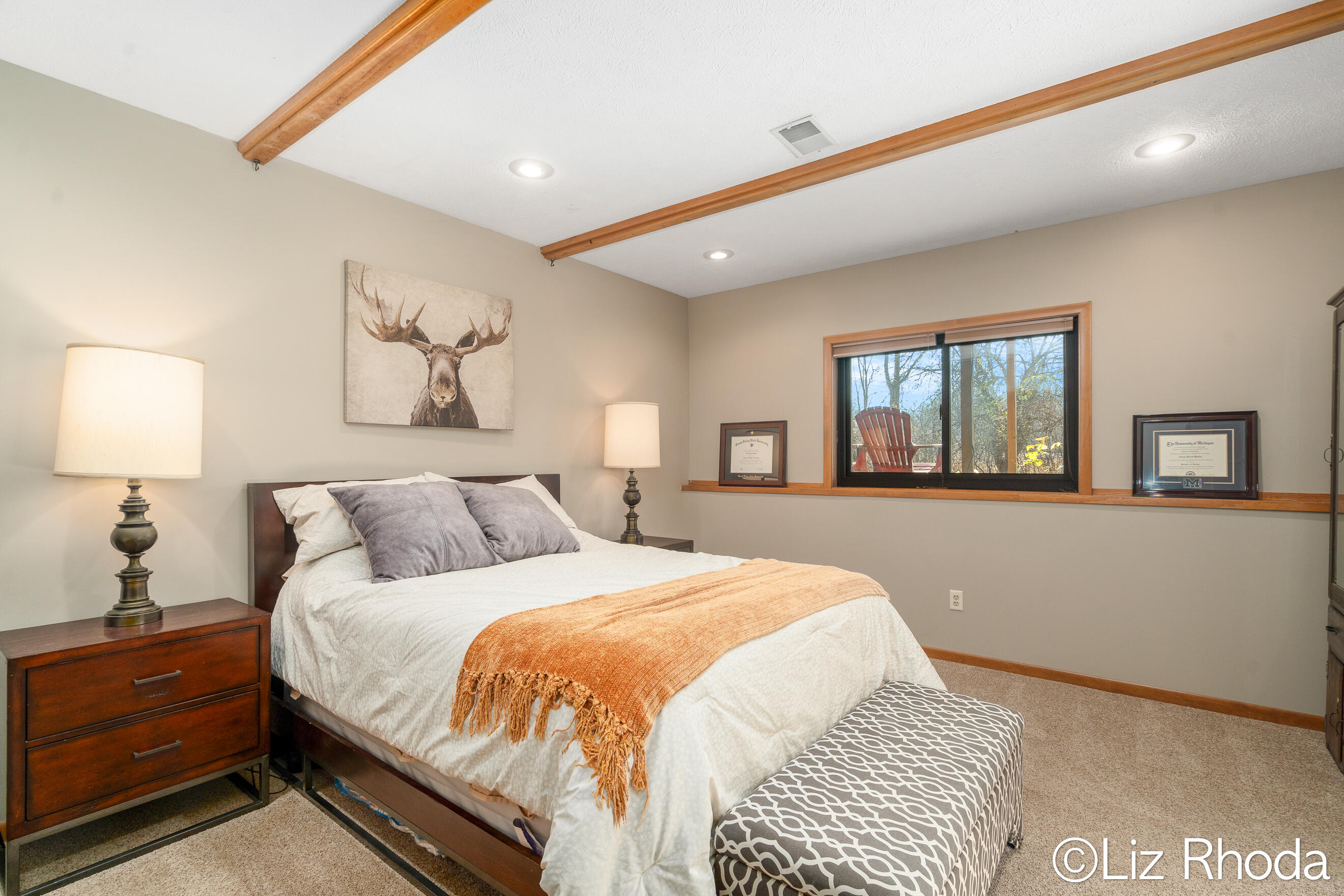 9710 11 Mile Road NE