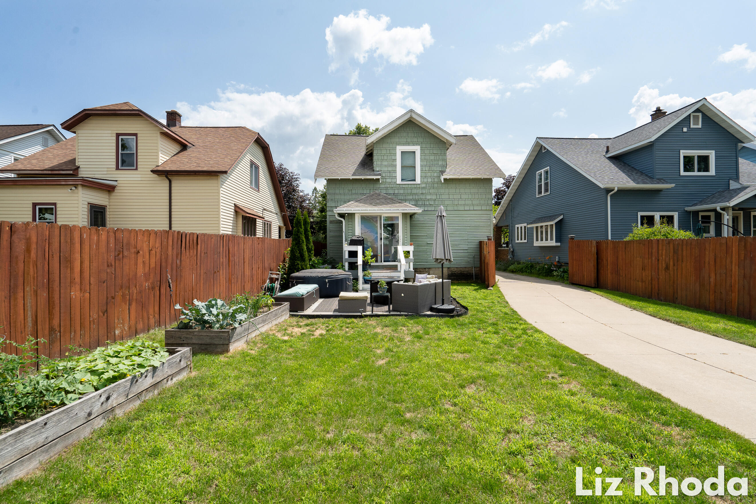 1535 Widdicomb Avenue NW