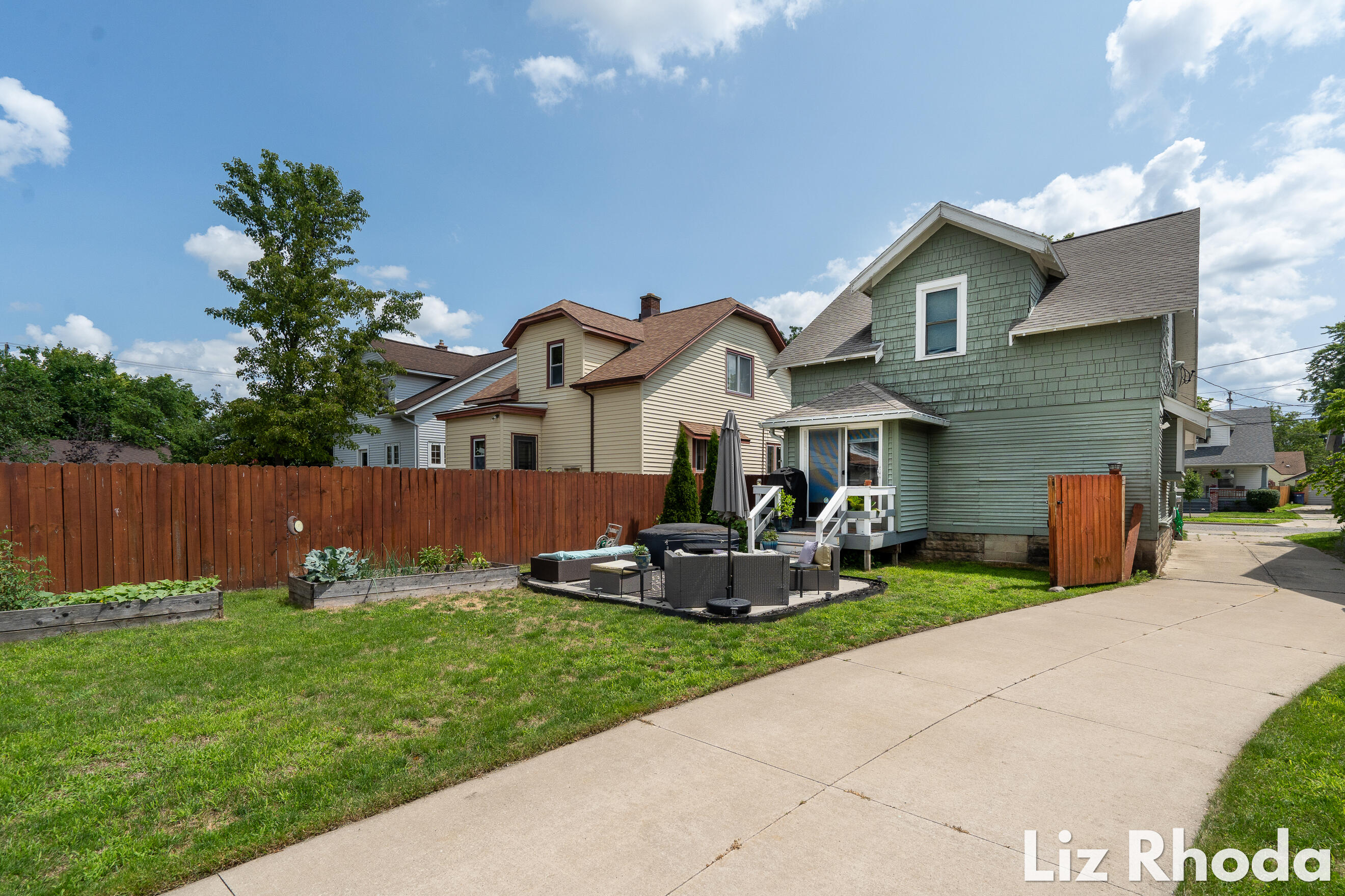 1535 Widdicomb Avenue NW