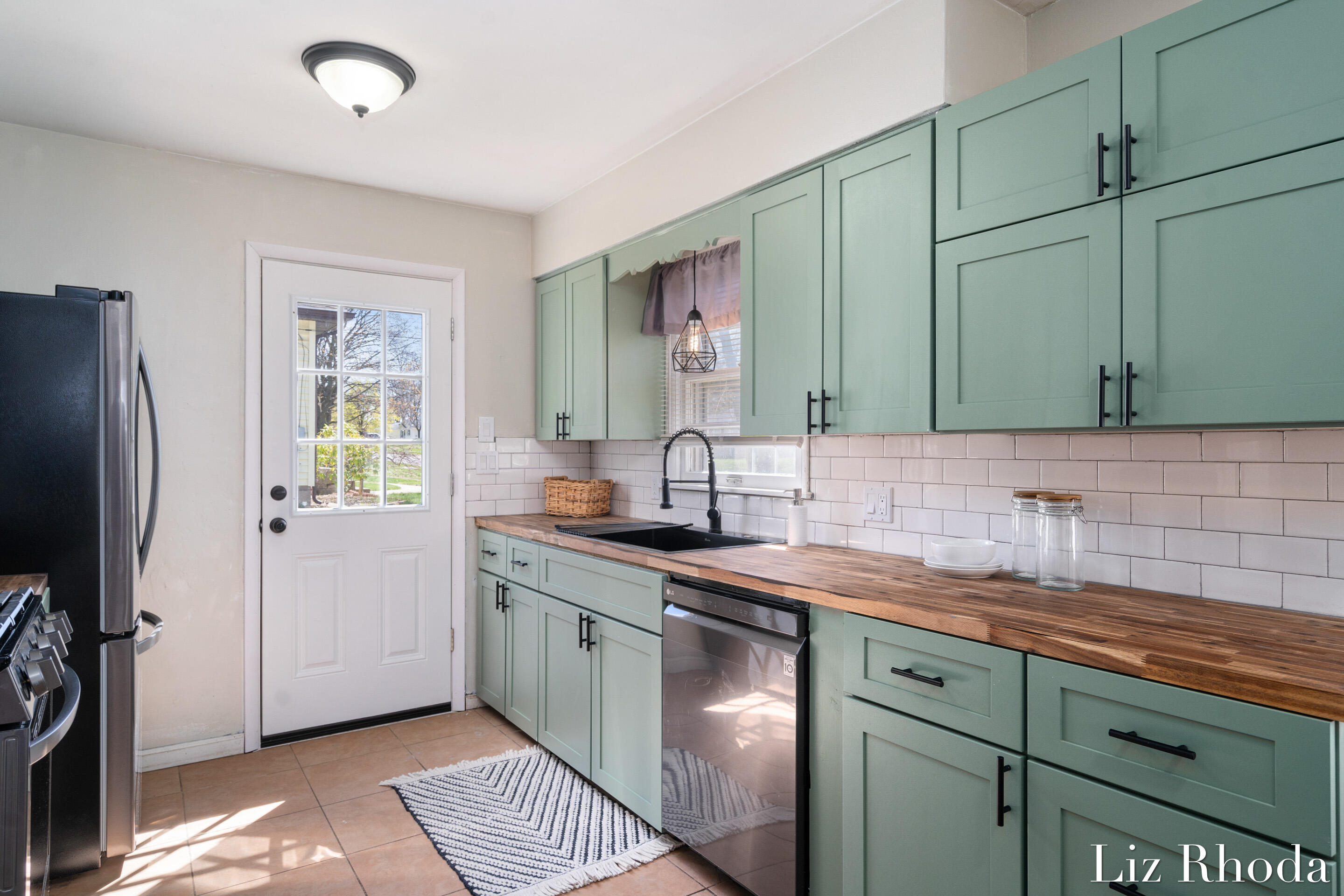 3734 Perry Avenue SW