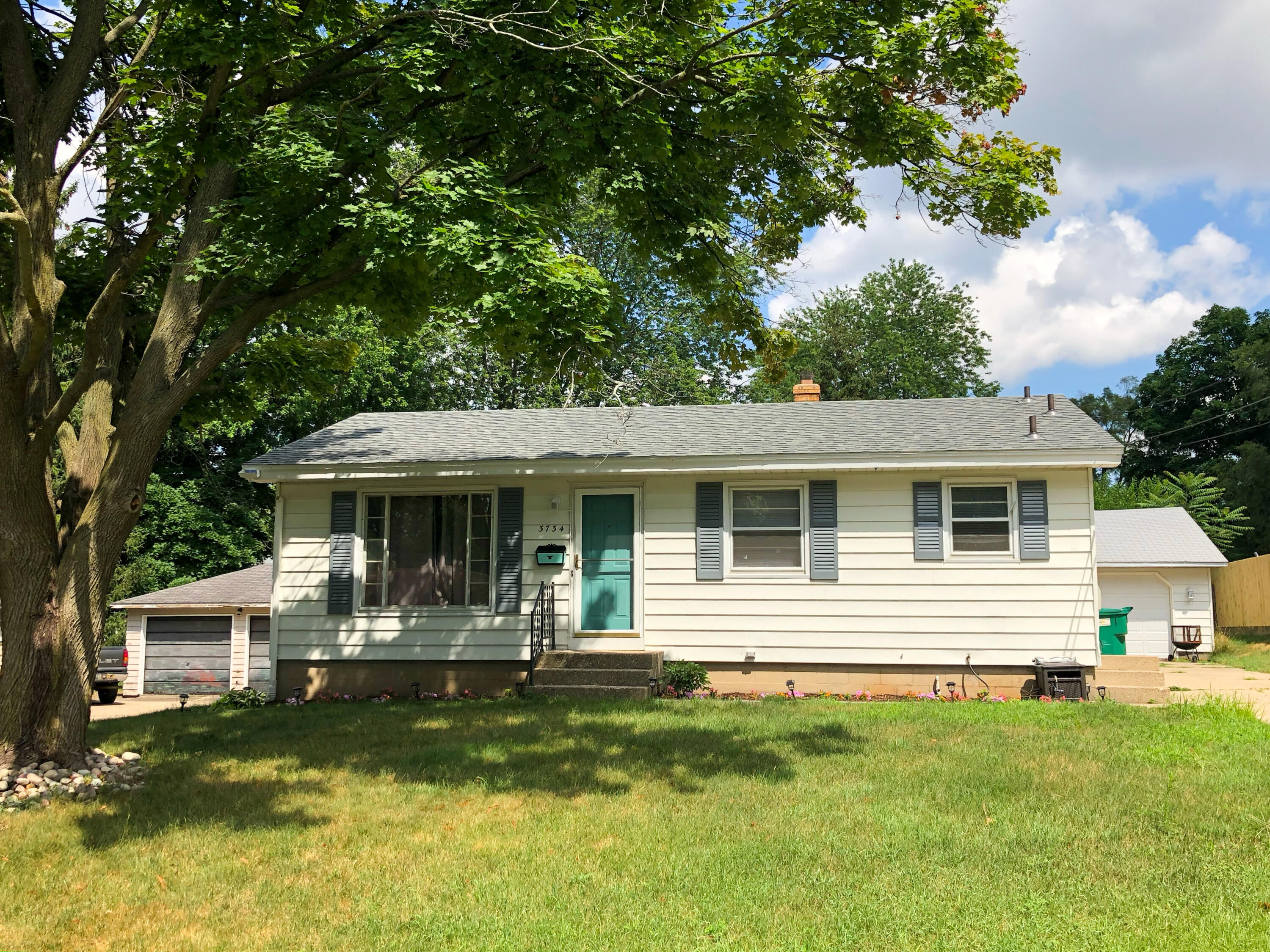 3734 Perry Avenue SW