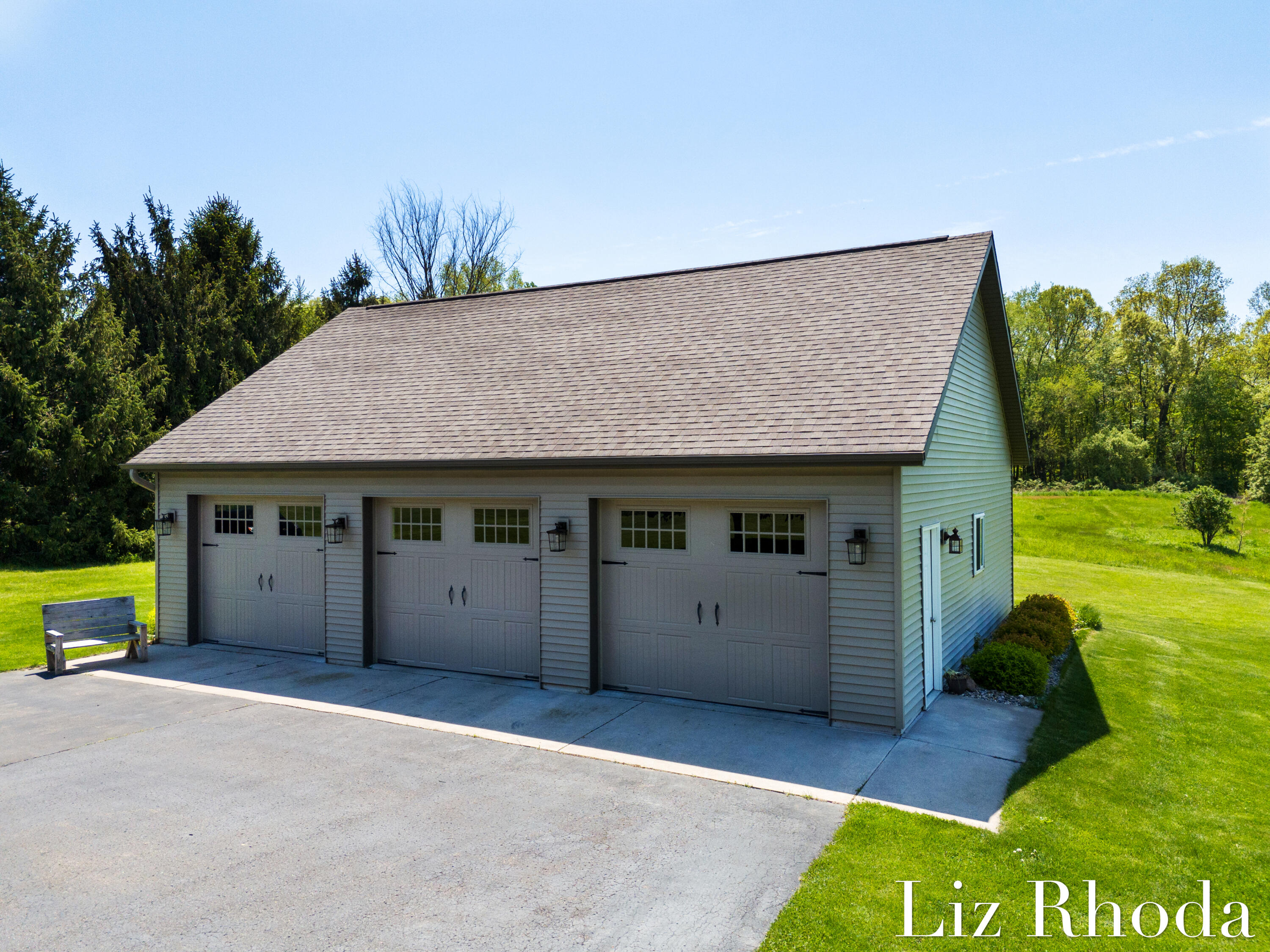 7515 Northport Drive NE