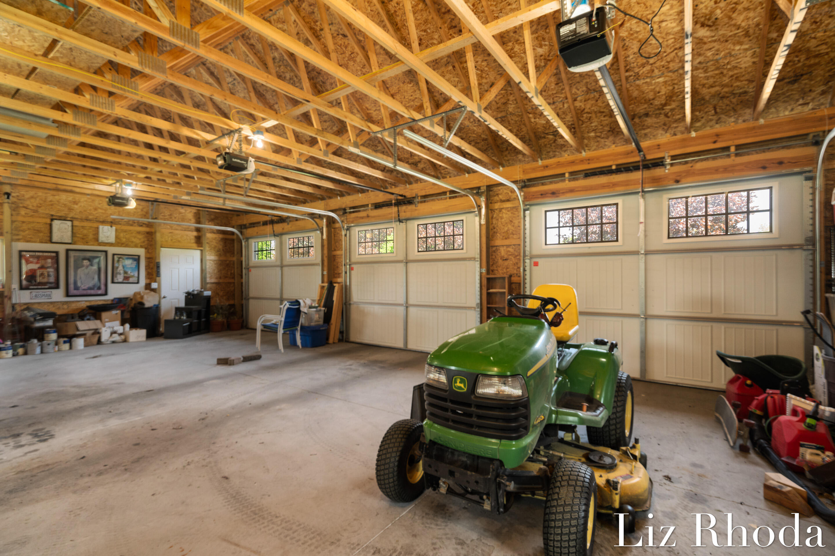 7515 Northport Drive NE