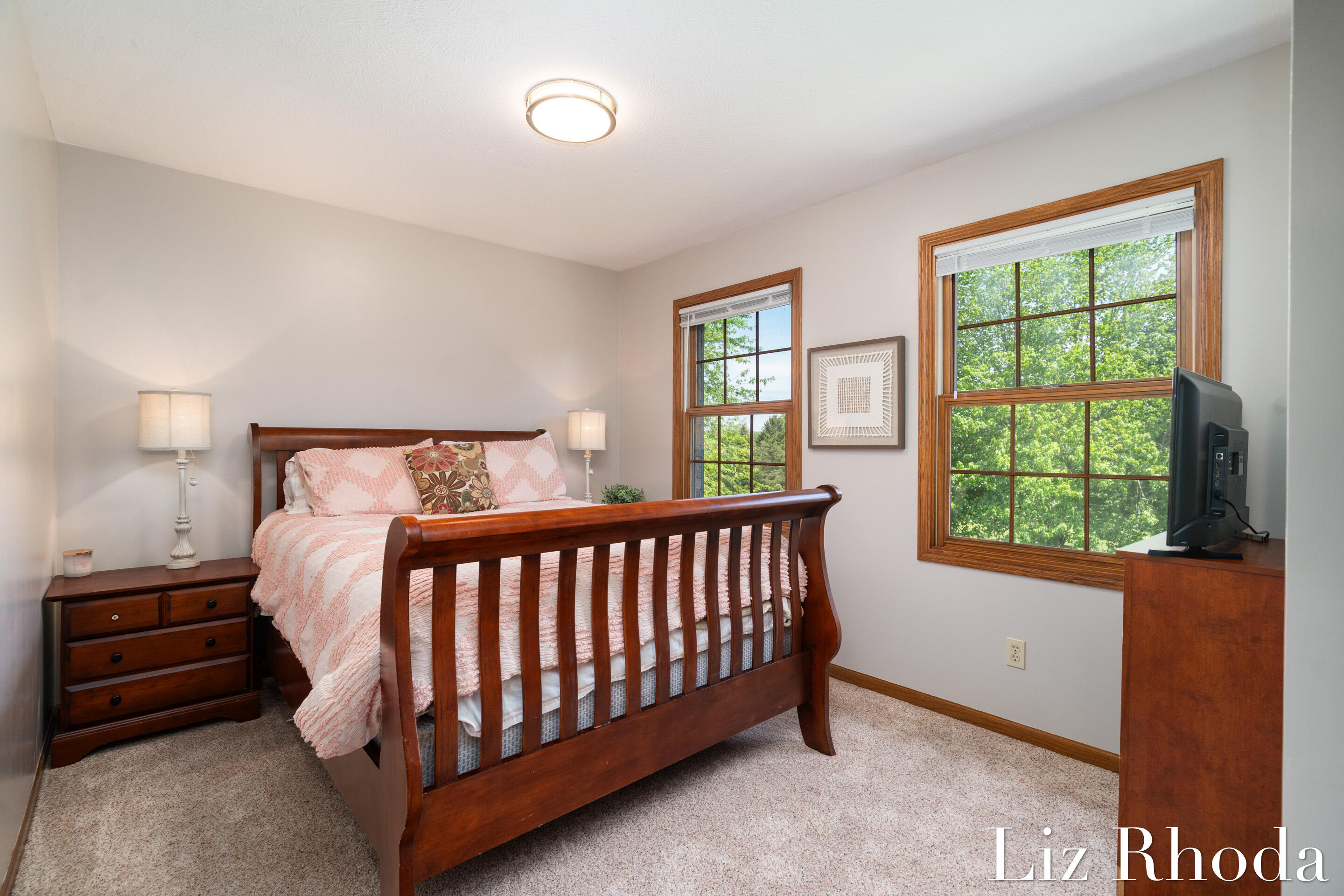 7515 Northport Drive NE