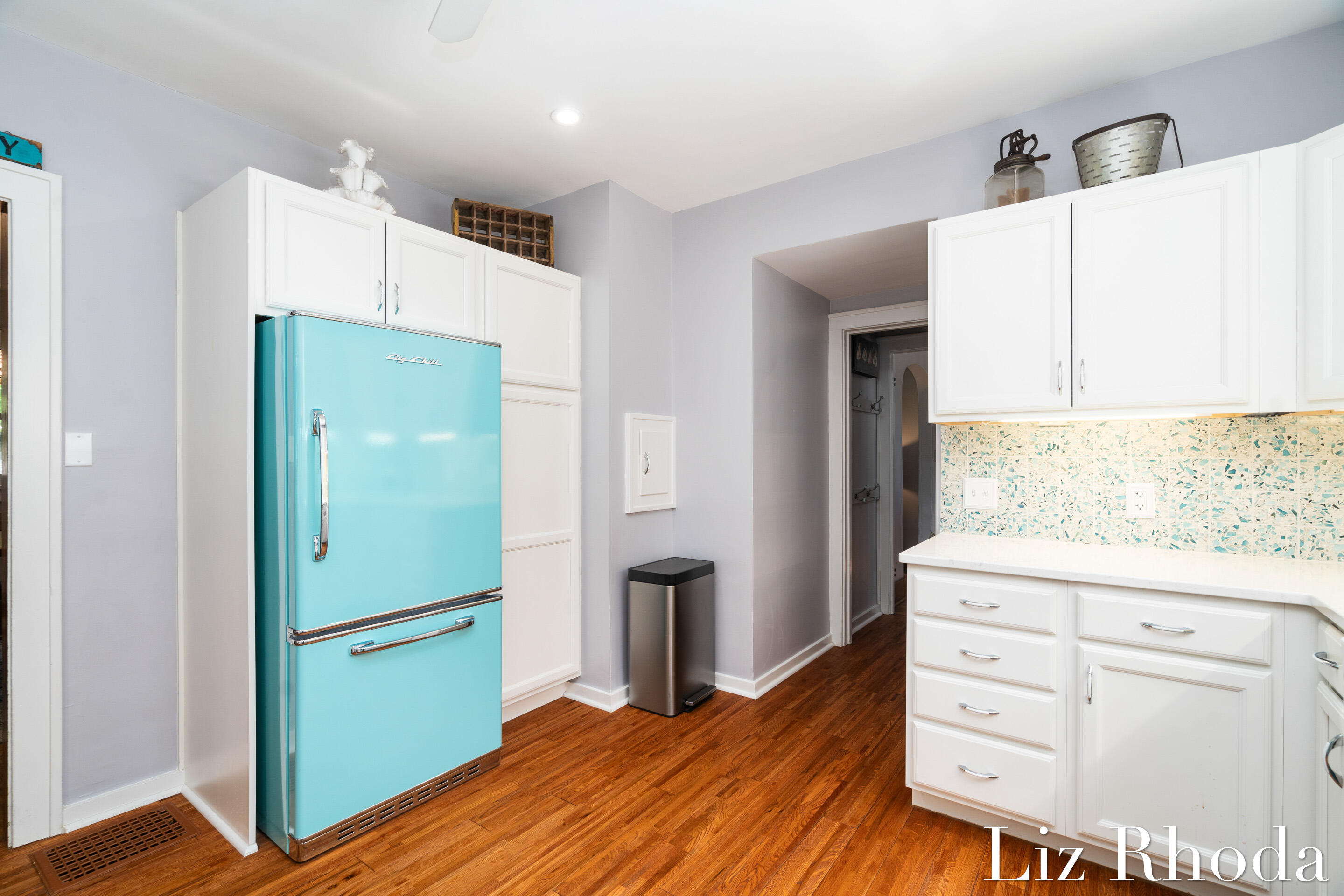 832 Dorroll Street NE