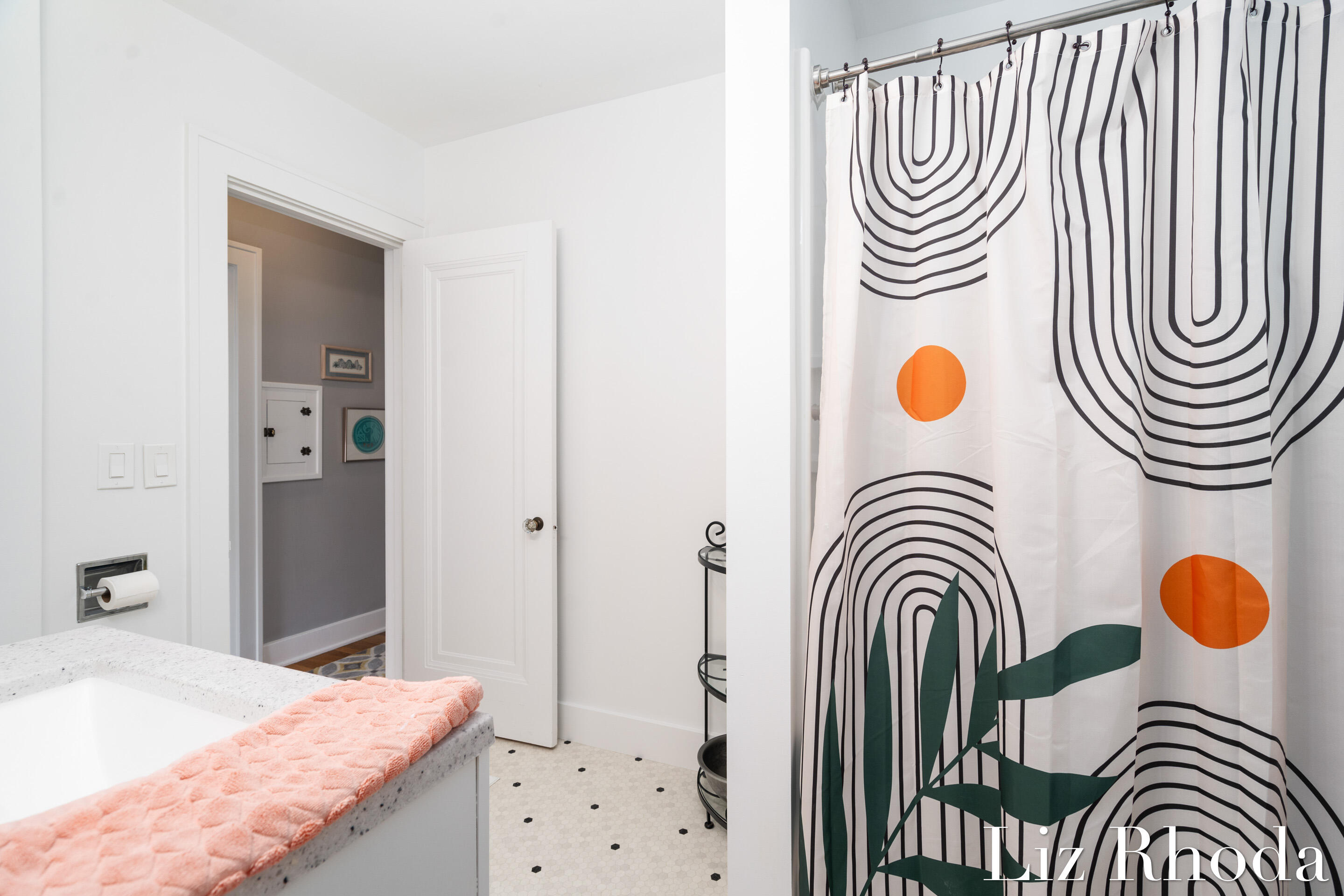 832 Dorroll Street NE