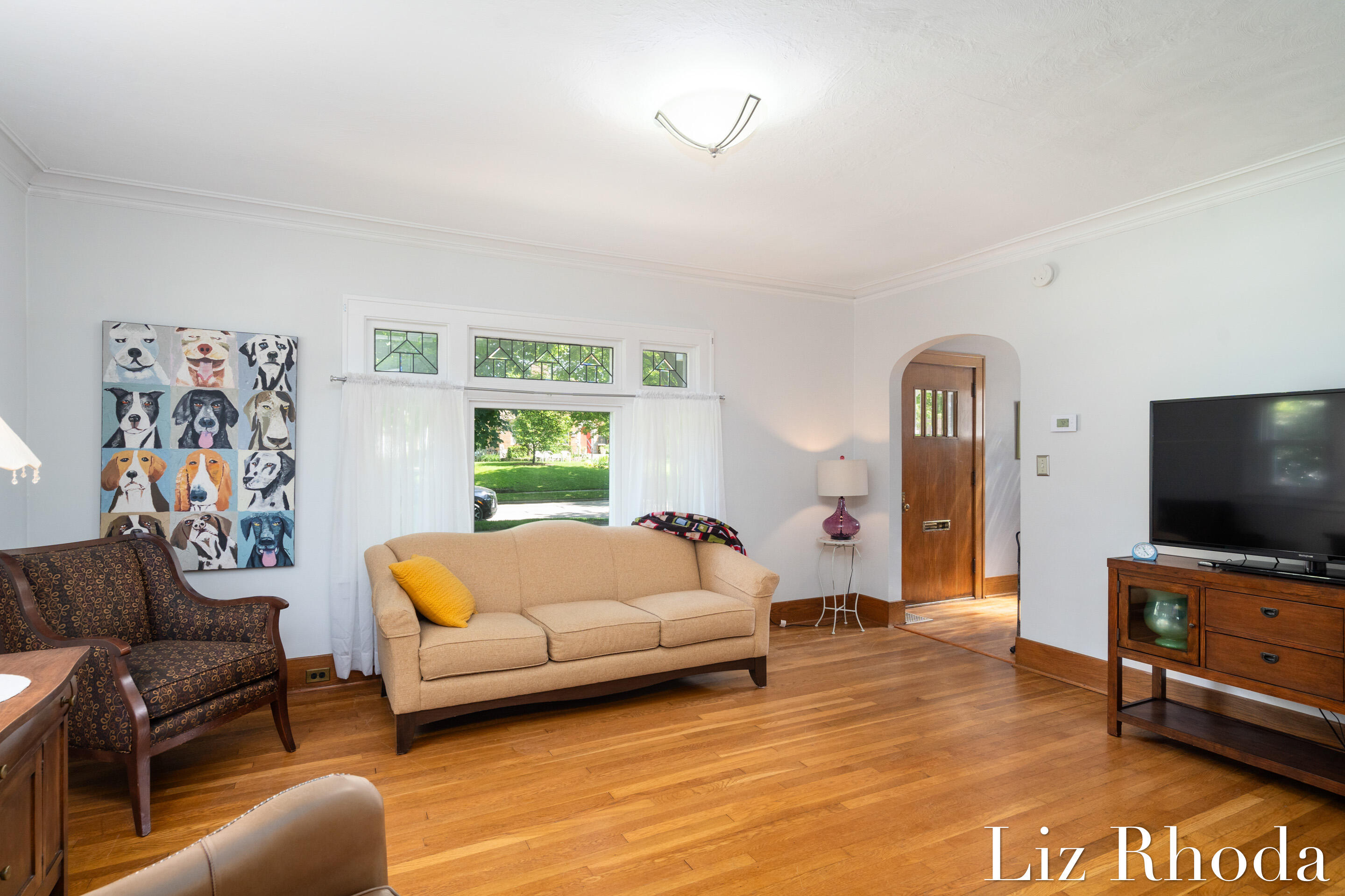 832 Dorroll Street NE