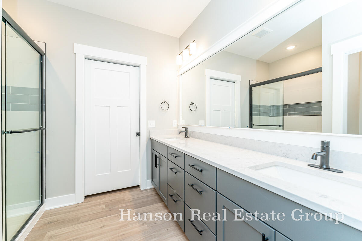 1450 Center Hill Road SE, 40