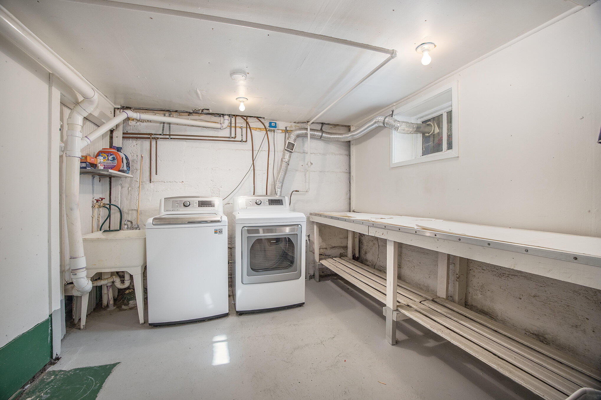 441 Pleasant Street SE