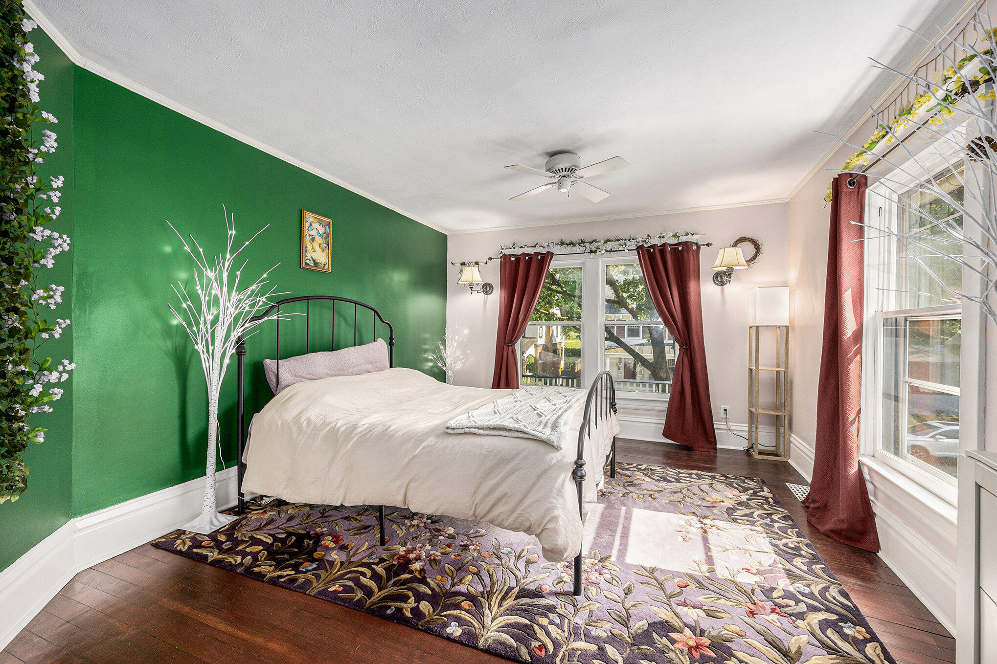 441 Pleasant Street SE