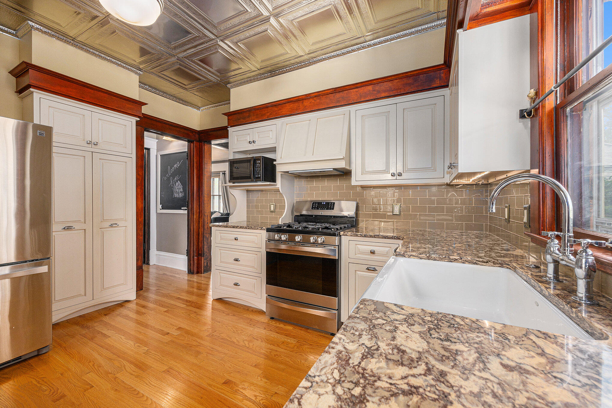 441 Pleasant Street SE