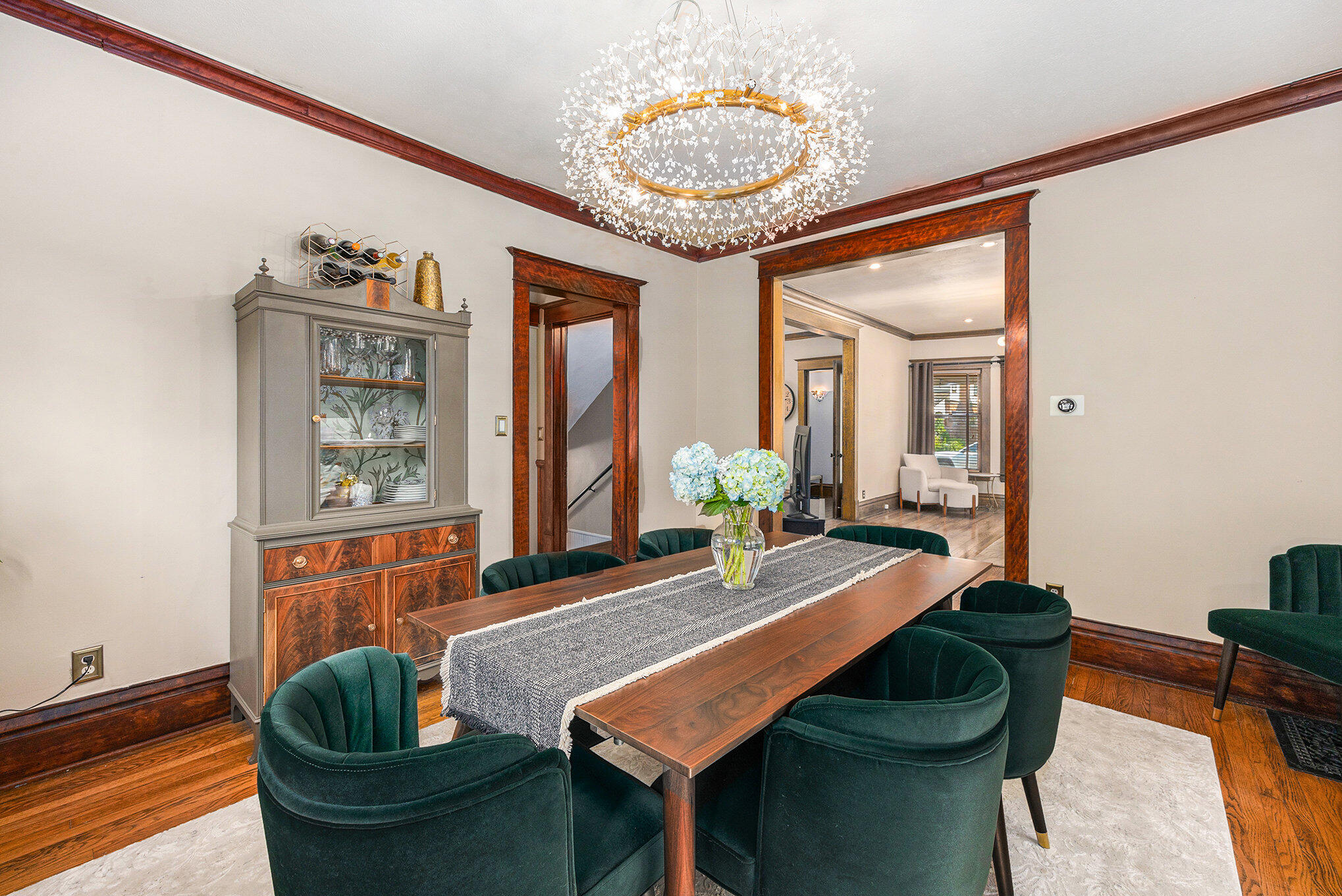 441 Pleasant Street SE