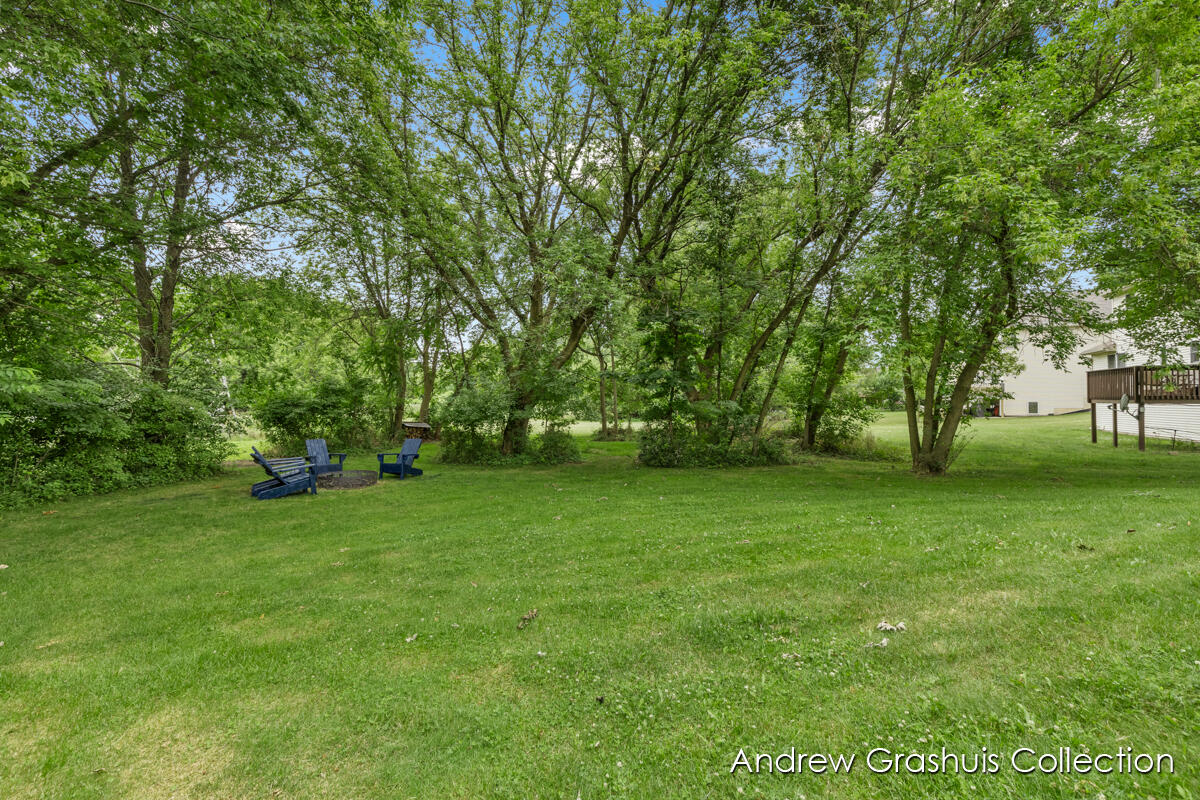 2214 Christine Court SE