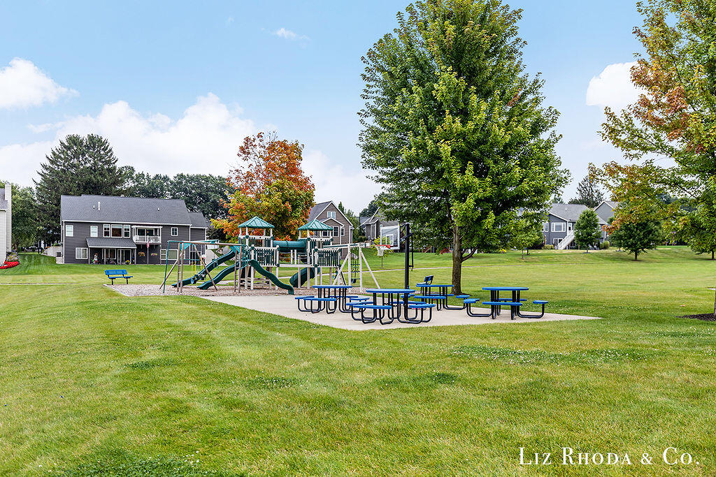 1576 Marksbury Court