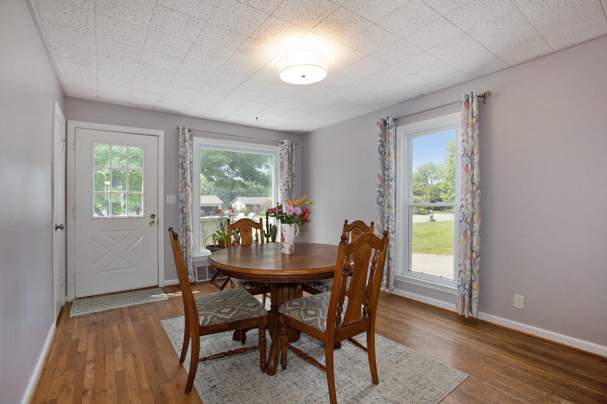 7154 Eastern Avenue SE