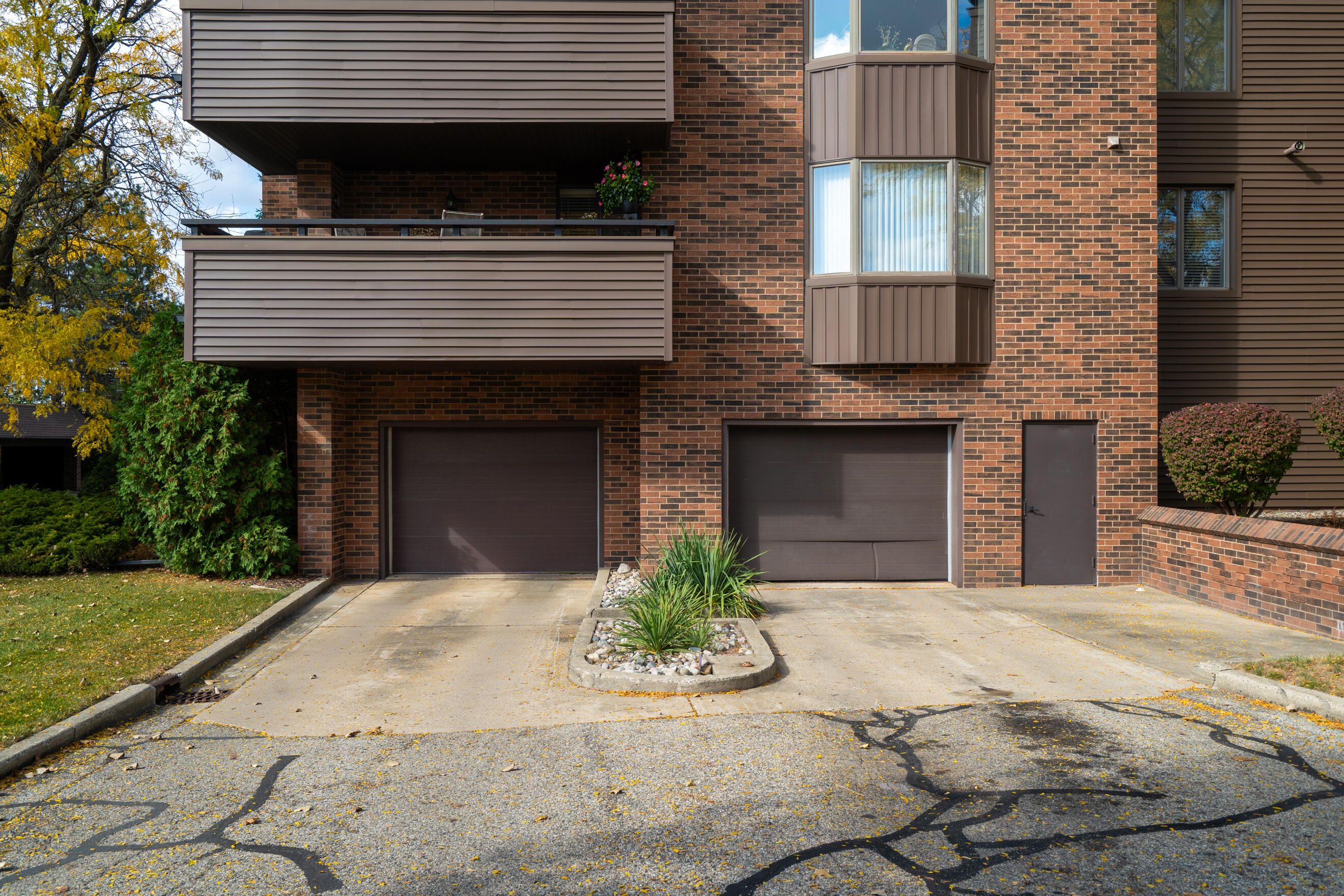 3181 Charlevoix Drive SE, 308