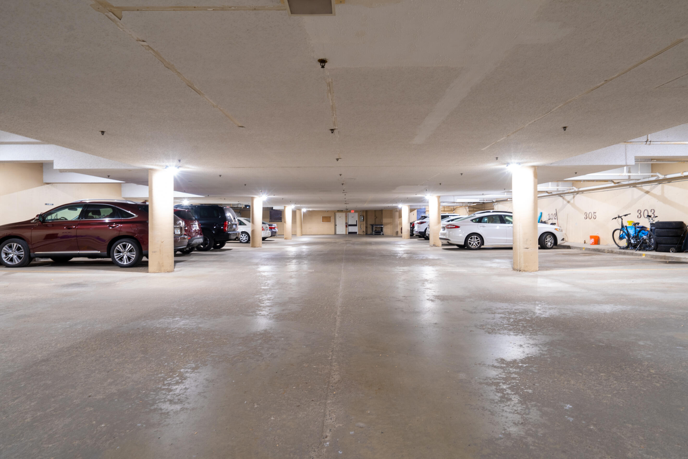 3181 Charlevoix Drive SE, 308