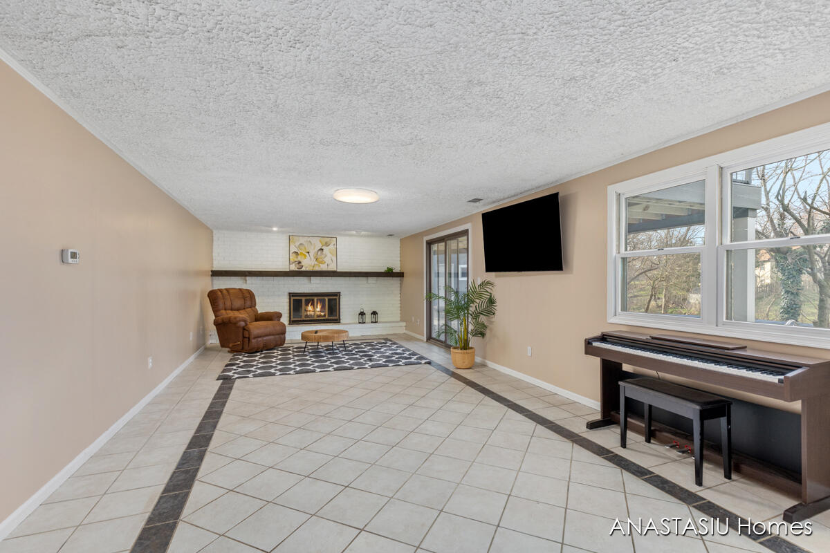 7515 Aspenwood Drive SE