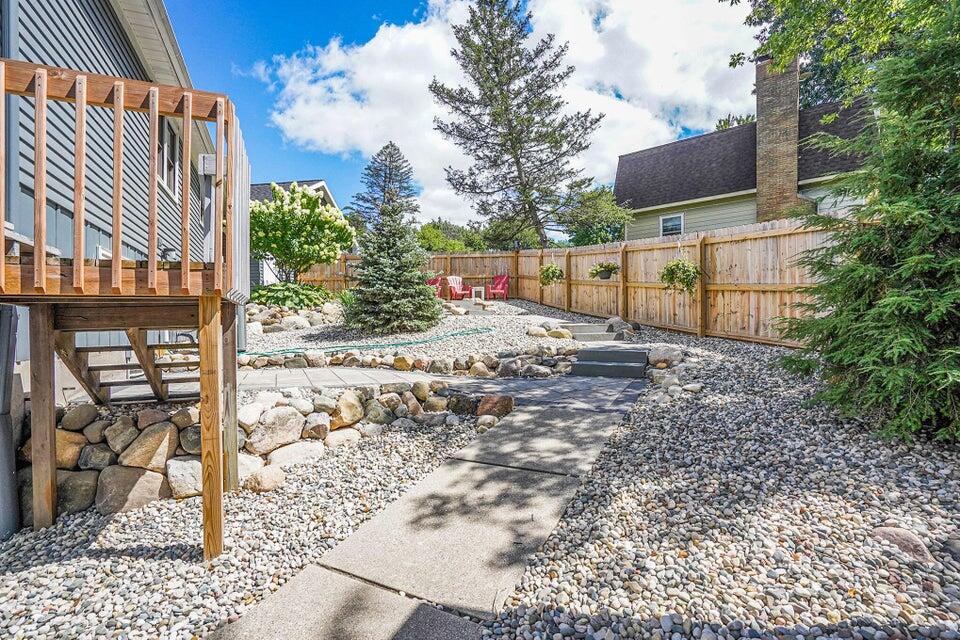 7515 Aspenwood Drive SE