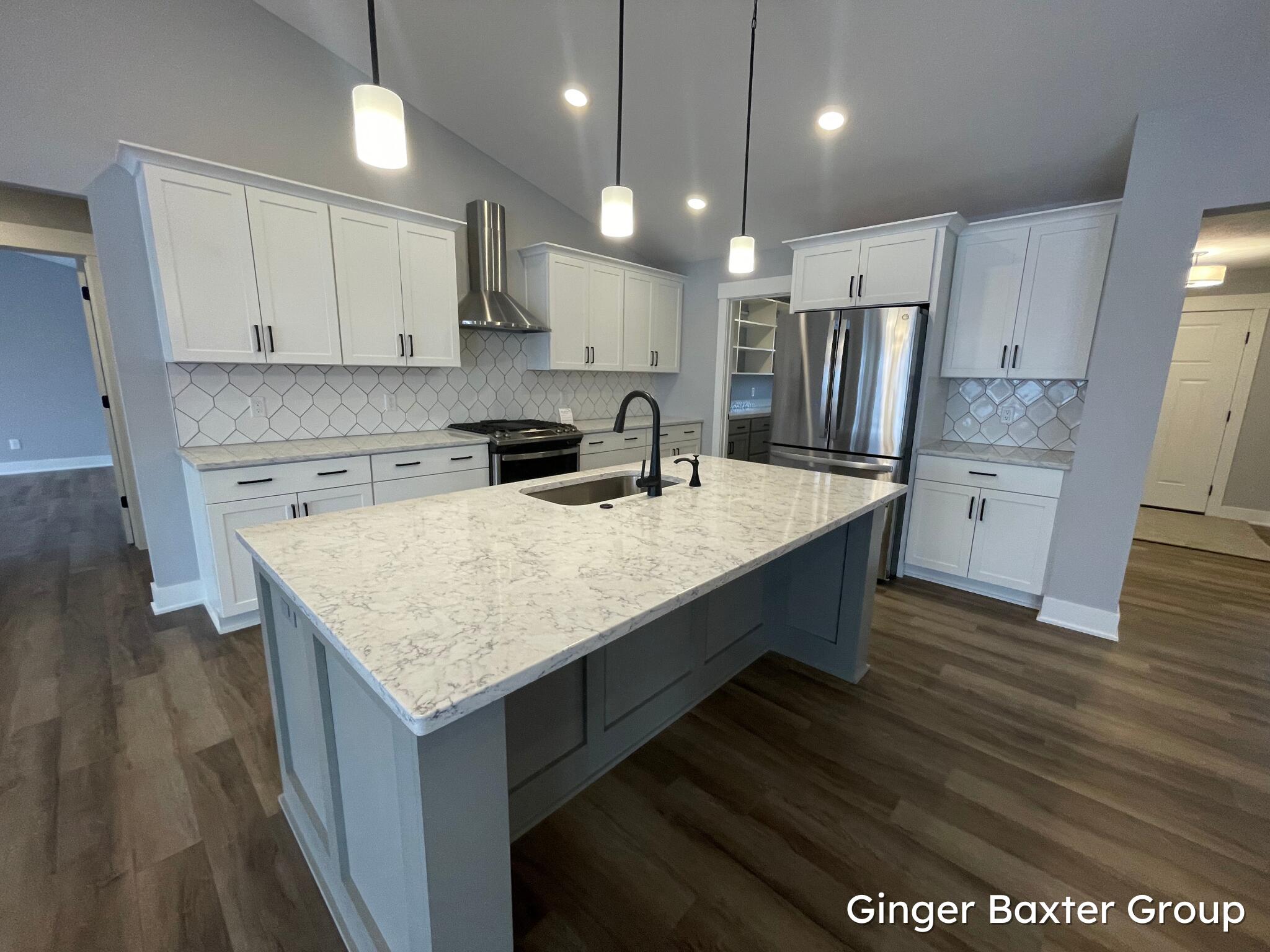 11489 Shoreline Drive, 73